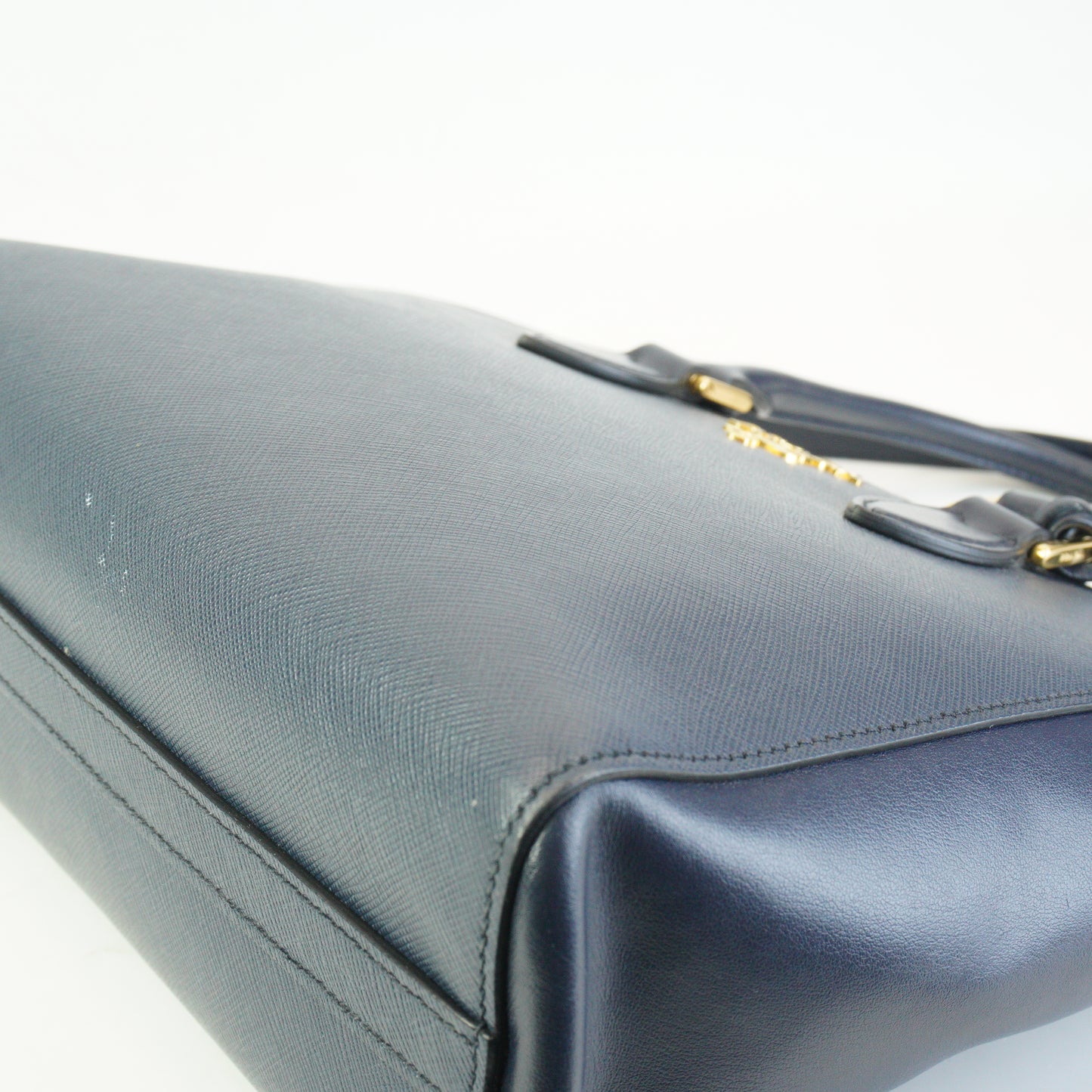 Prada	Saffiano Leather Bag Dark Blue Medium GHW