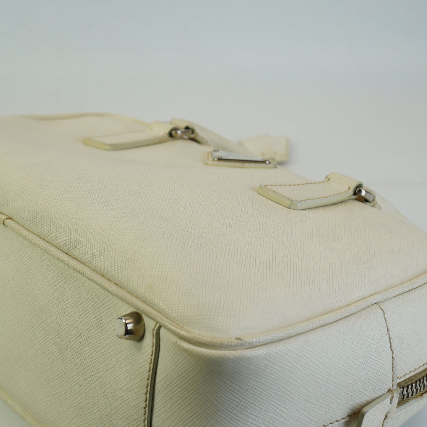 Prada	Saffiano Baulleto Top Handle White Small SHW