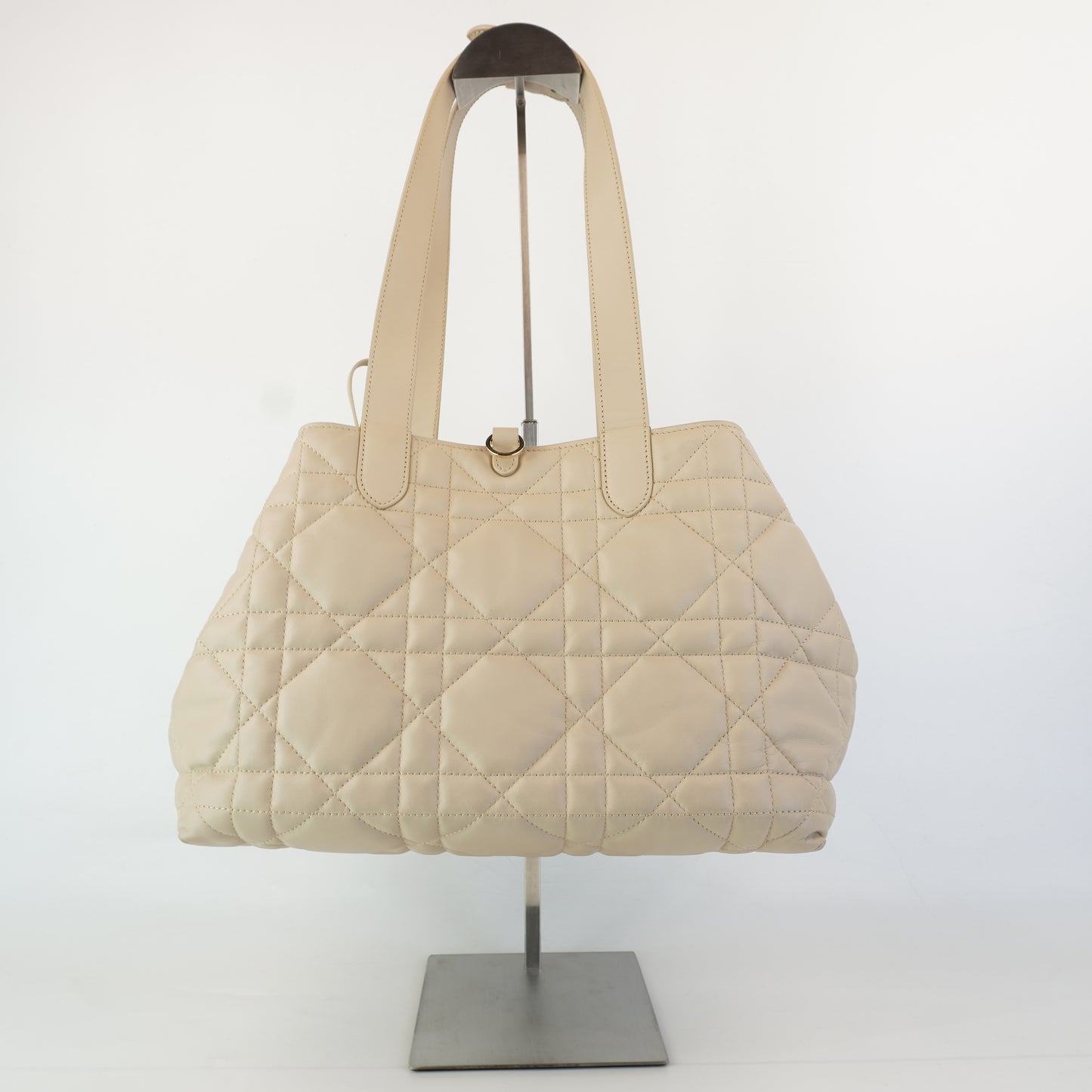 Dior	Toujour Bag Beige