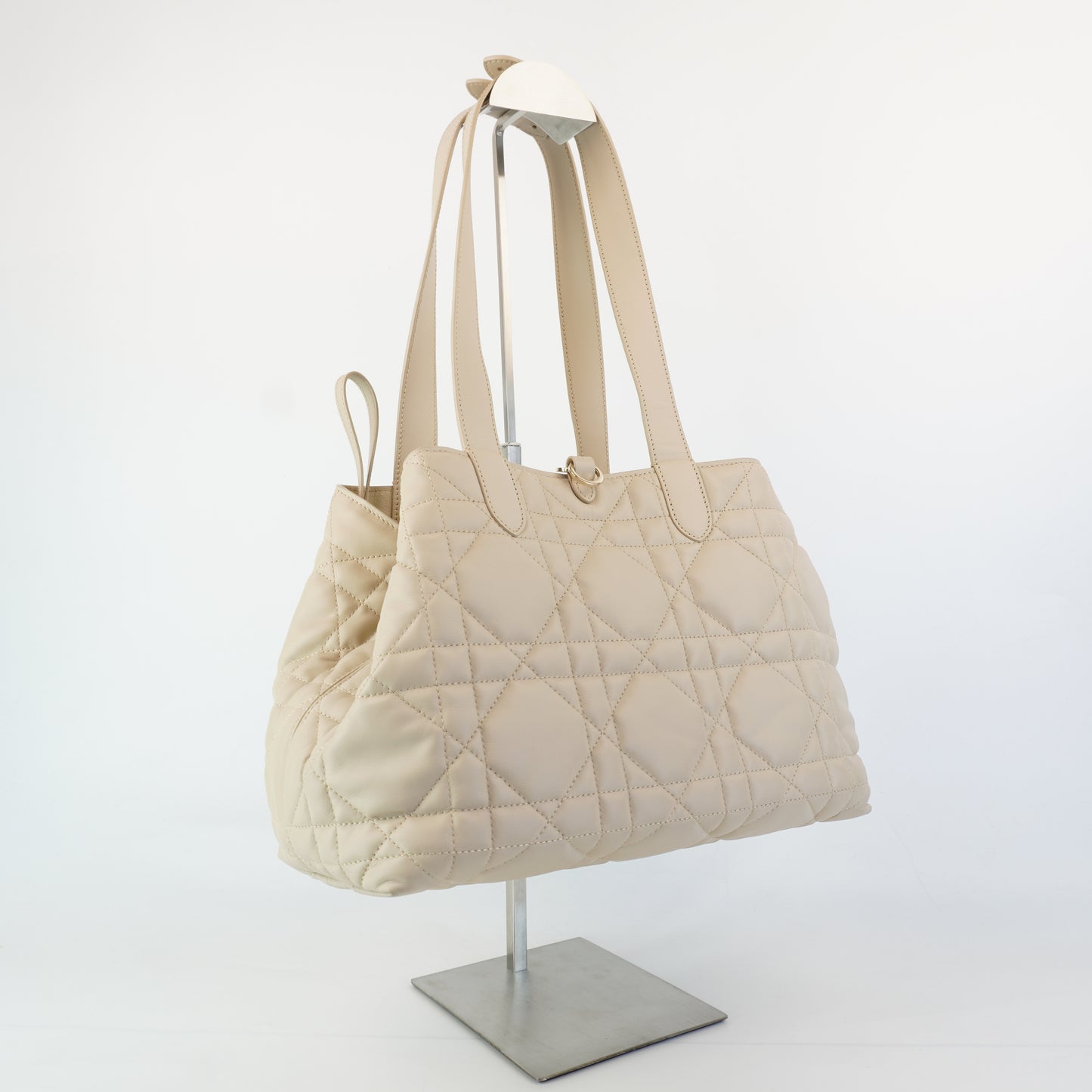 Dior	Toujour Bag Beige