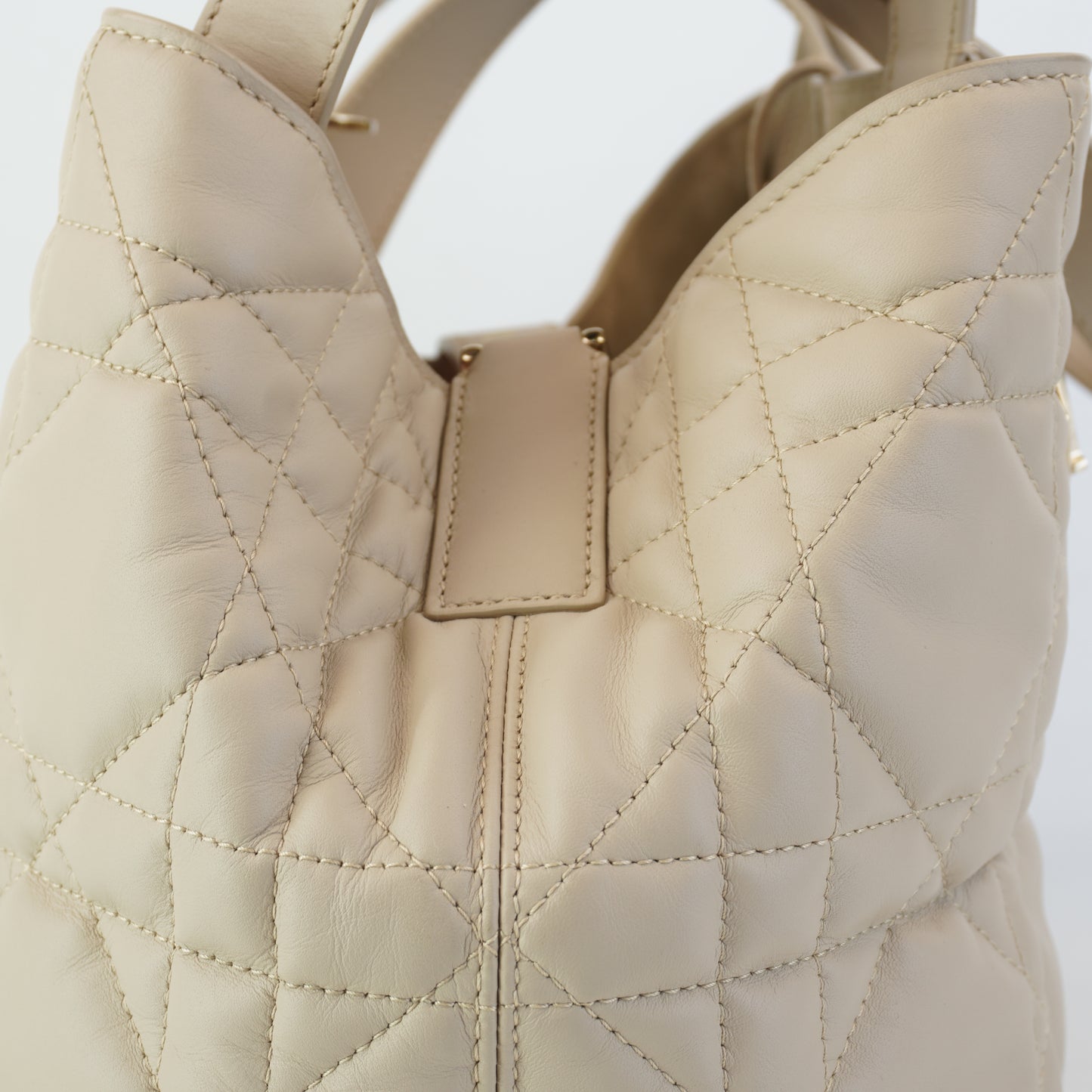 Dior	Toujour Bag Beige