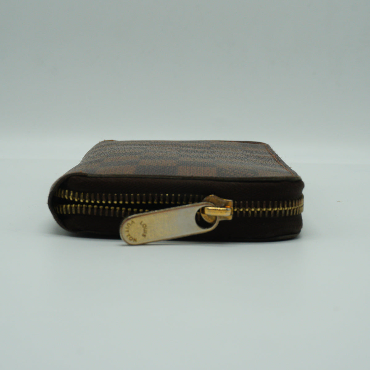 Louis Vuitton	Damier Ebene Zip Around Wallet GHW