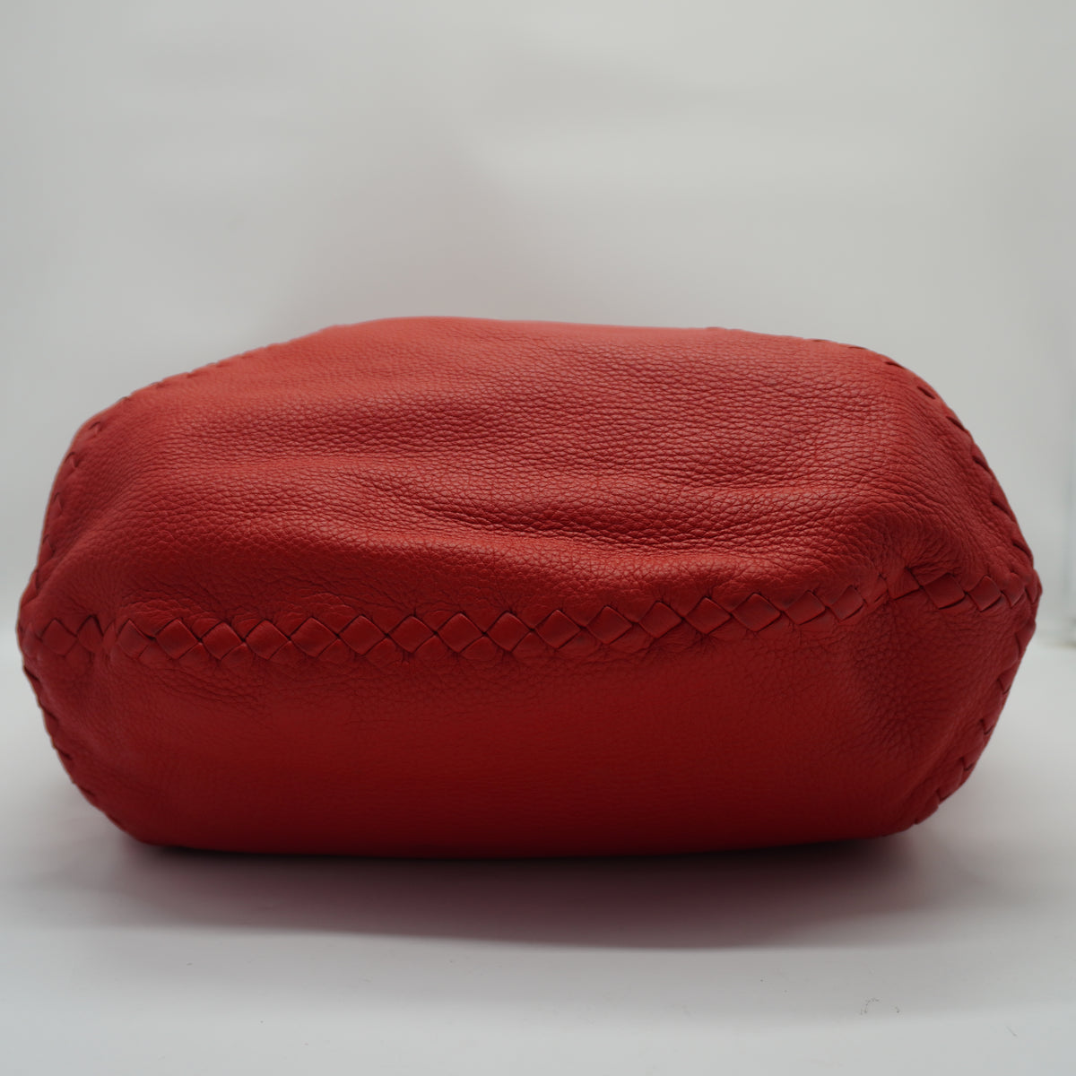 Bottega Veneta	Red Cervo Medium MHW