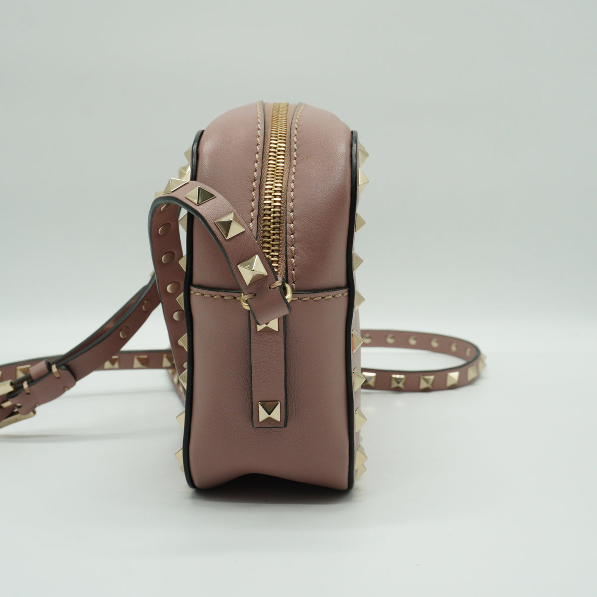Valentino	Garavani rockstud Camera Bag Small Water Rose GHW
