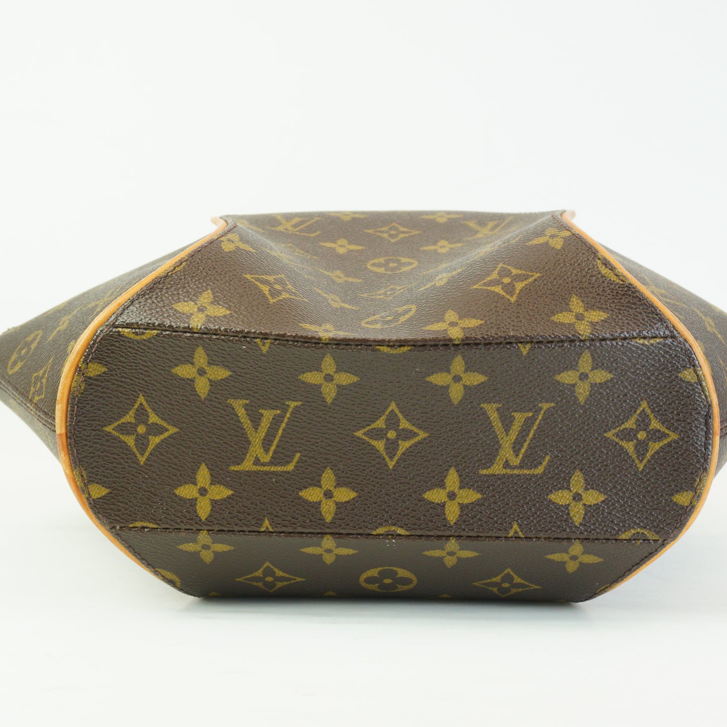 Louis Vuitton	Eclipse Handbag  Monogram Medium GHW