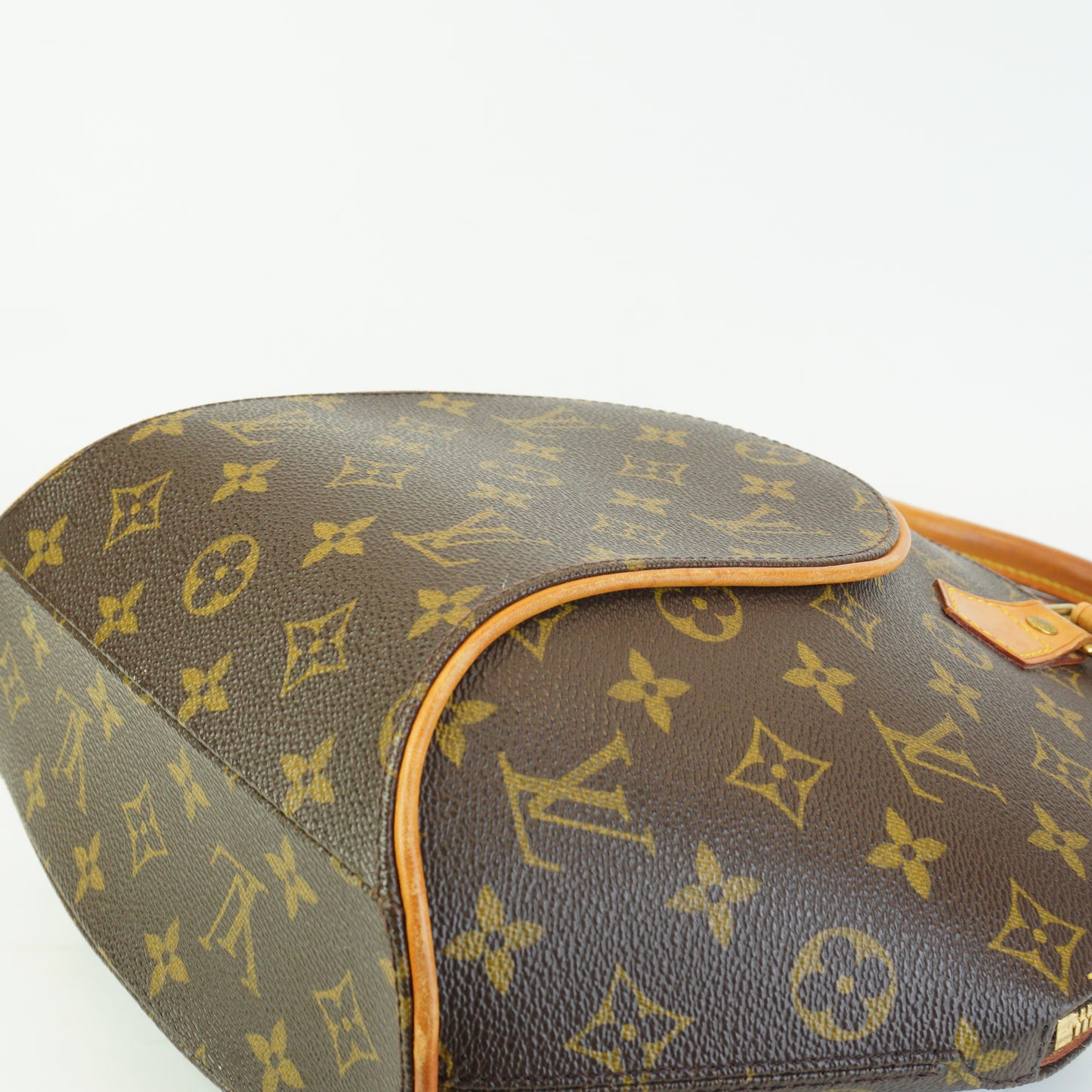Louis Vuitton	Eclipse Handbag  Monogram Medium GHW