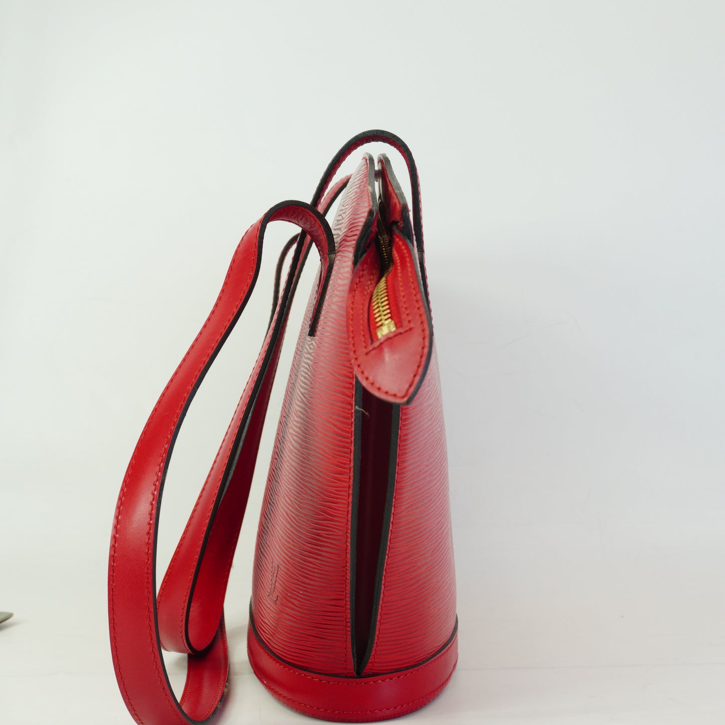 Louis Vuitton	Epi Saint Jacques Red GHW