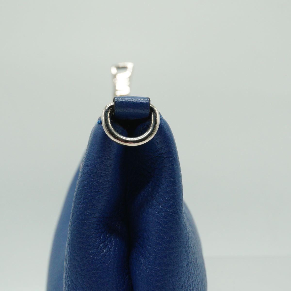 Prada	Vitello Crossbody Daino Bag Blue Medium SHW
