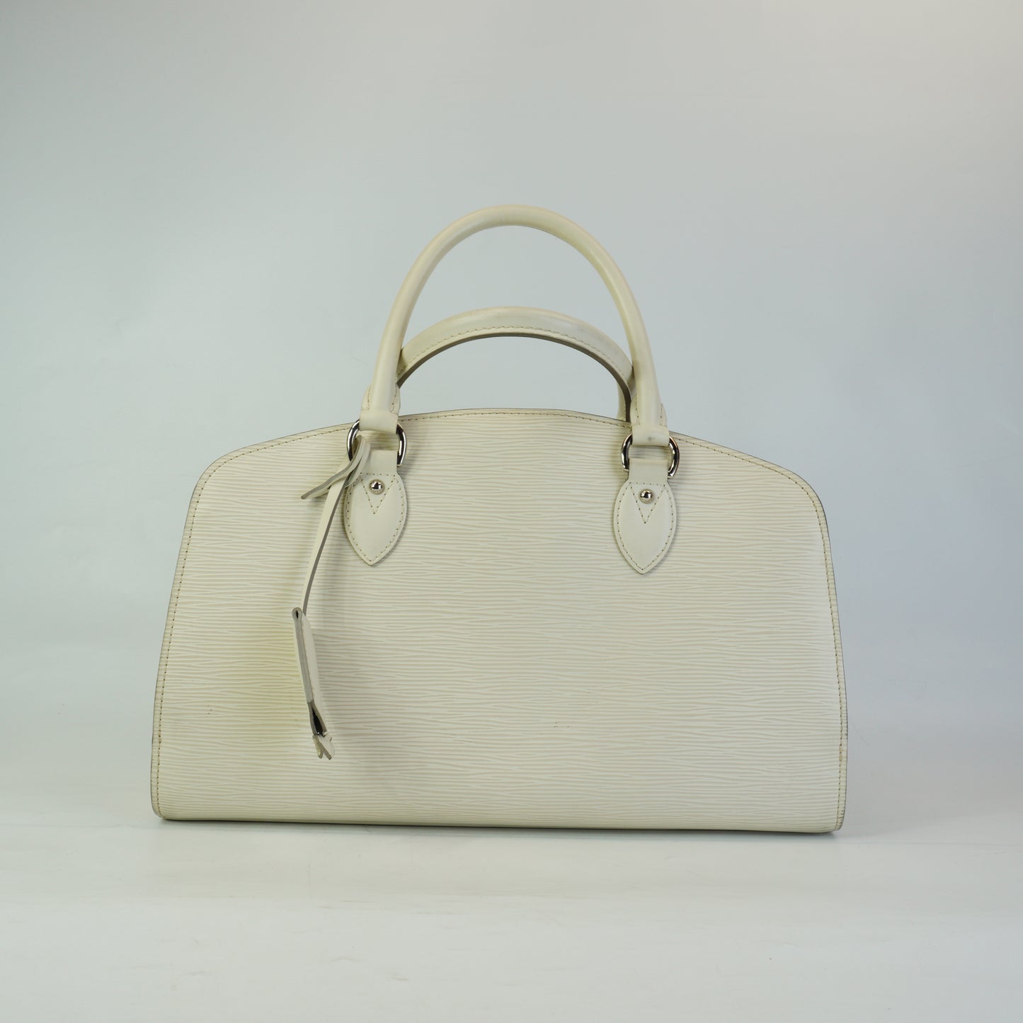 Louis Vuitton	Pont-Neuf PM Handbag White SHW
