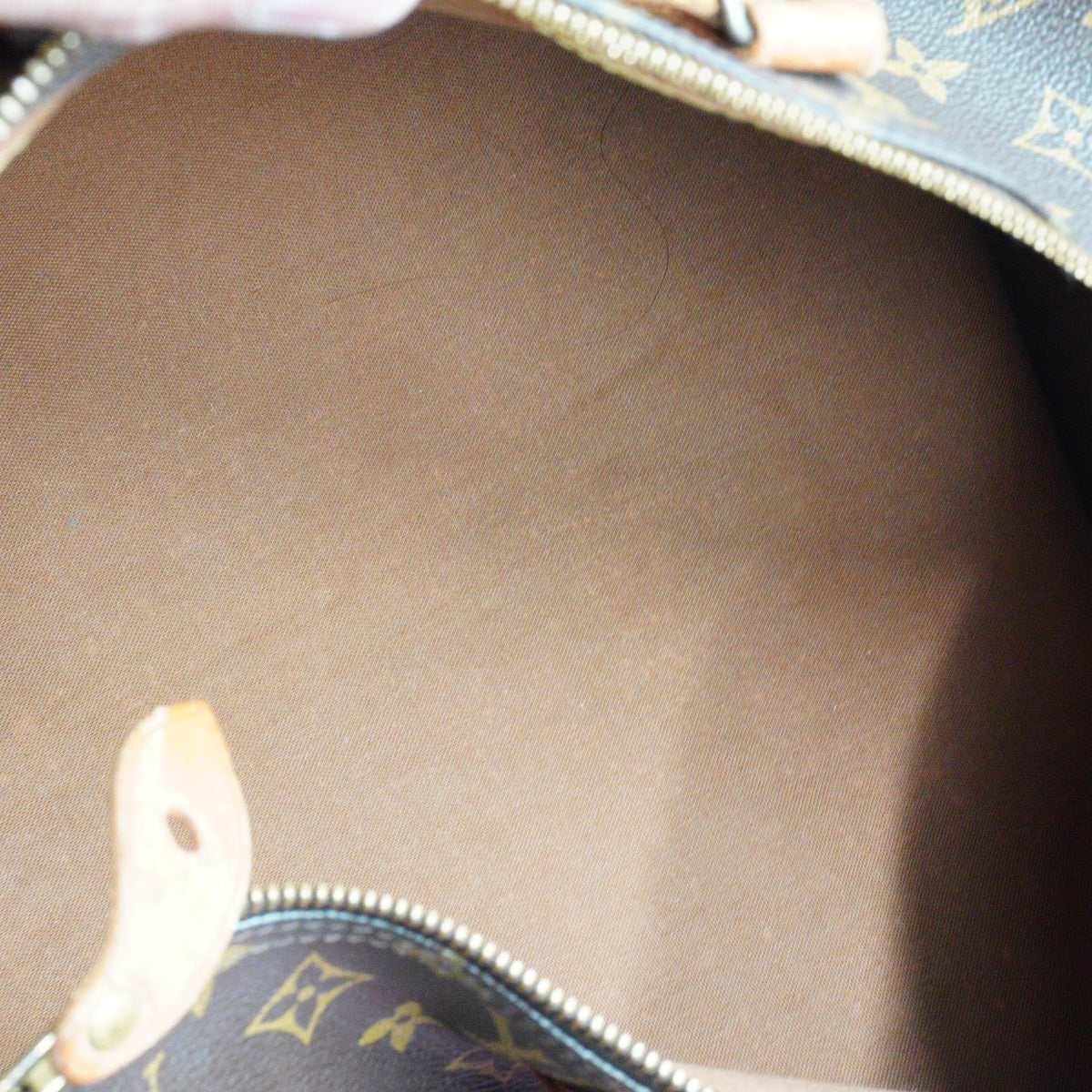 Louis Vuitton	Speedy 40 Mono GHW