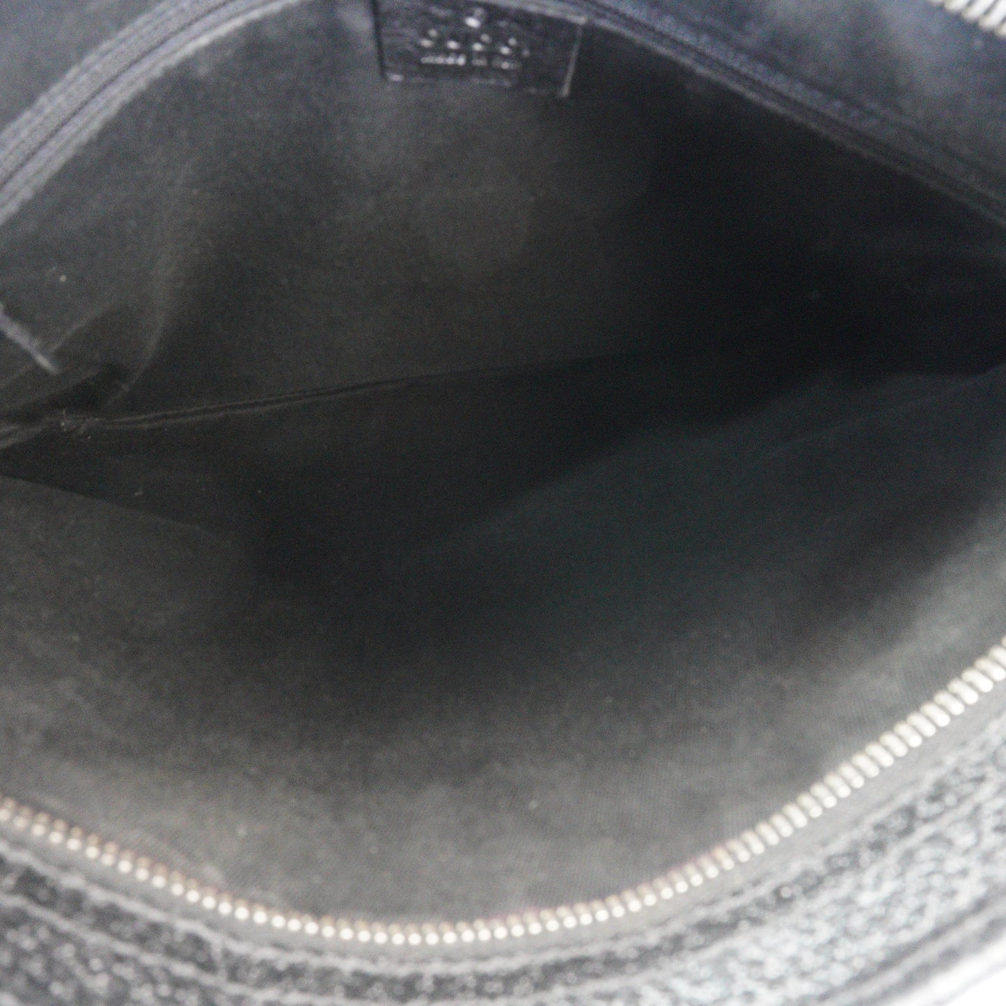 Gucci GG Canvas Shoulder Bag SHW Medium