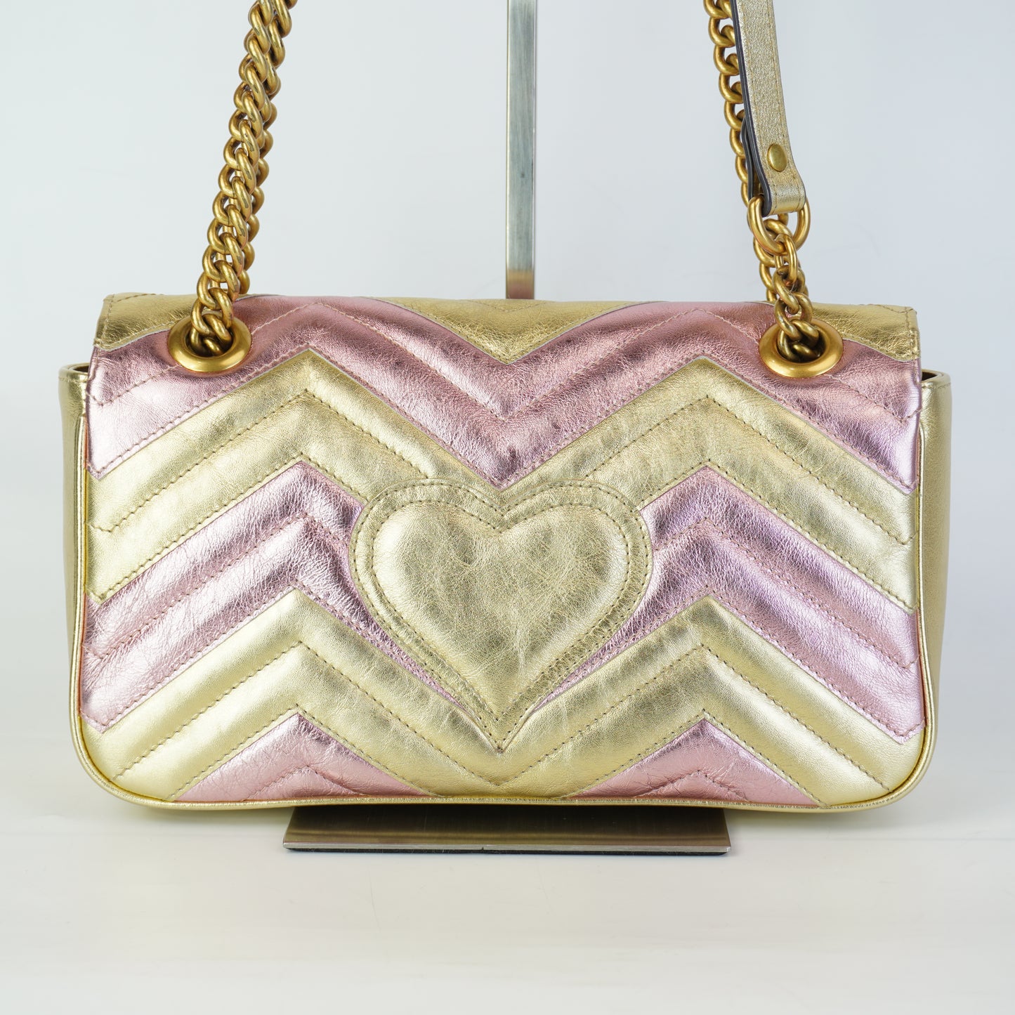Gucci GG Marmont Matelasse Shoulder Bag GHW Medium
