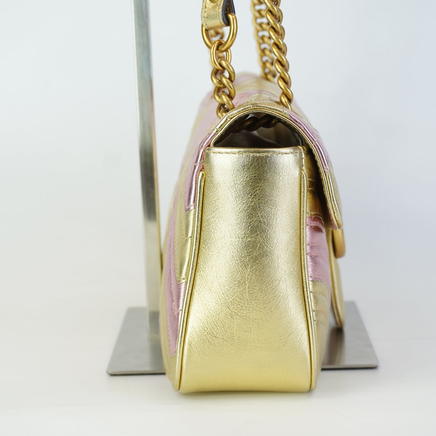 Gucci GG Marmont Matelasse Shoulder Bag GHW Medium