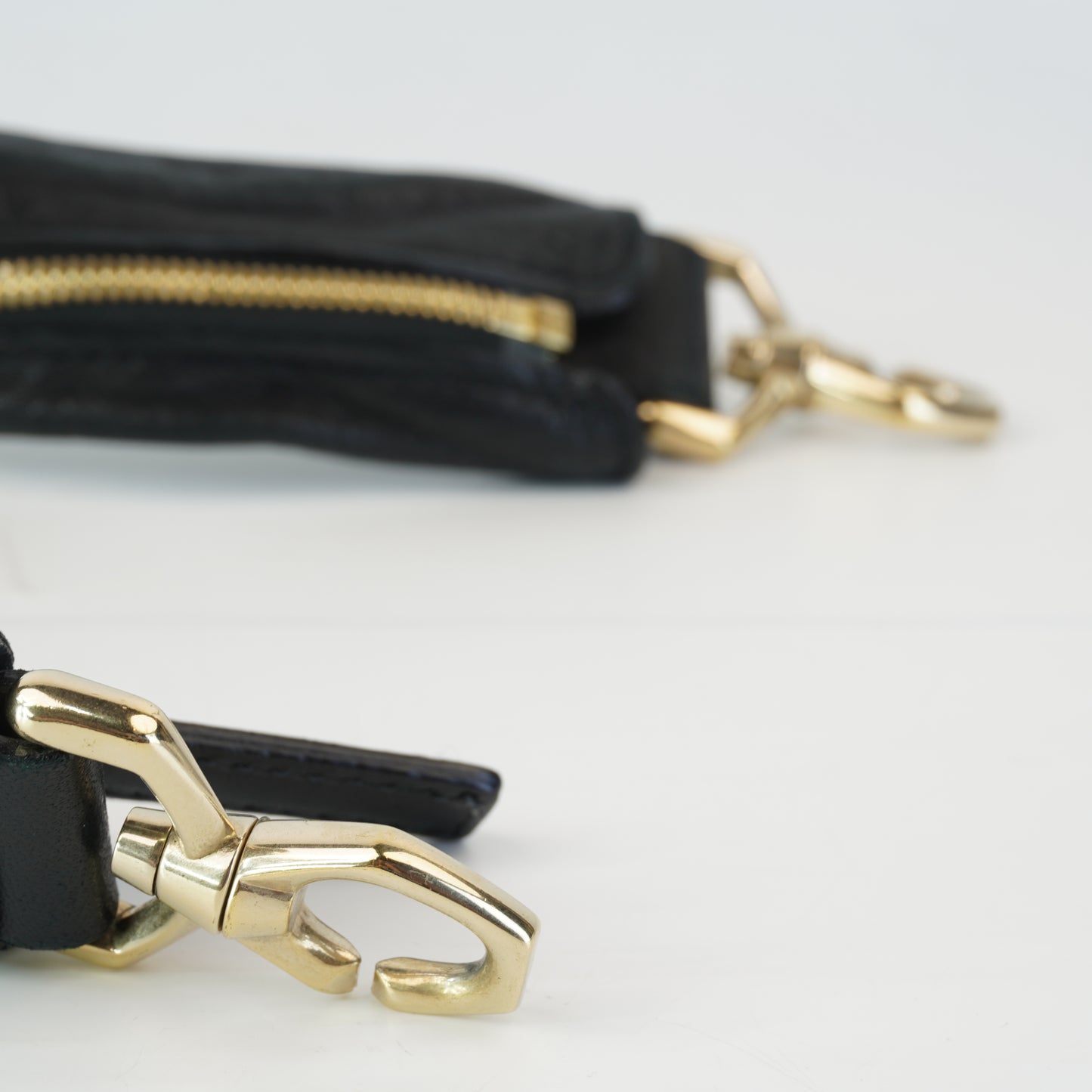 Givenchy Nightiangle Black