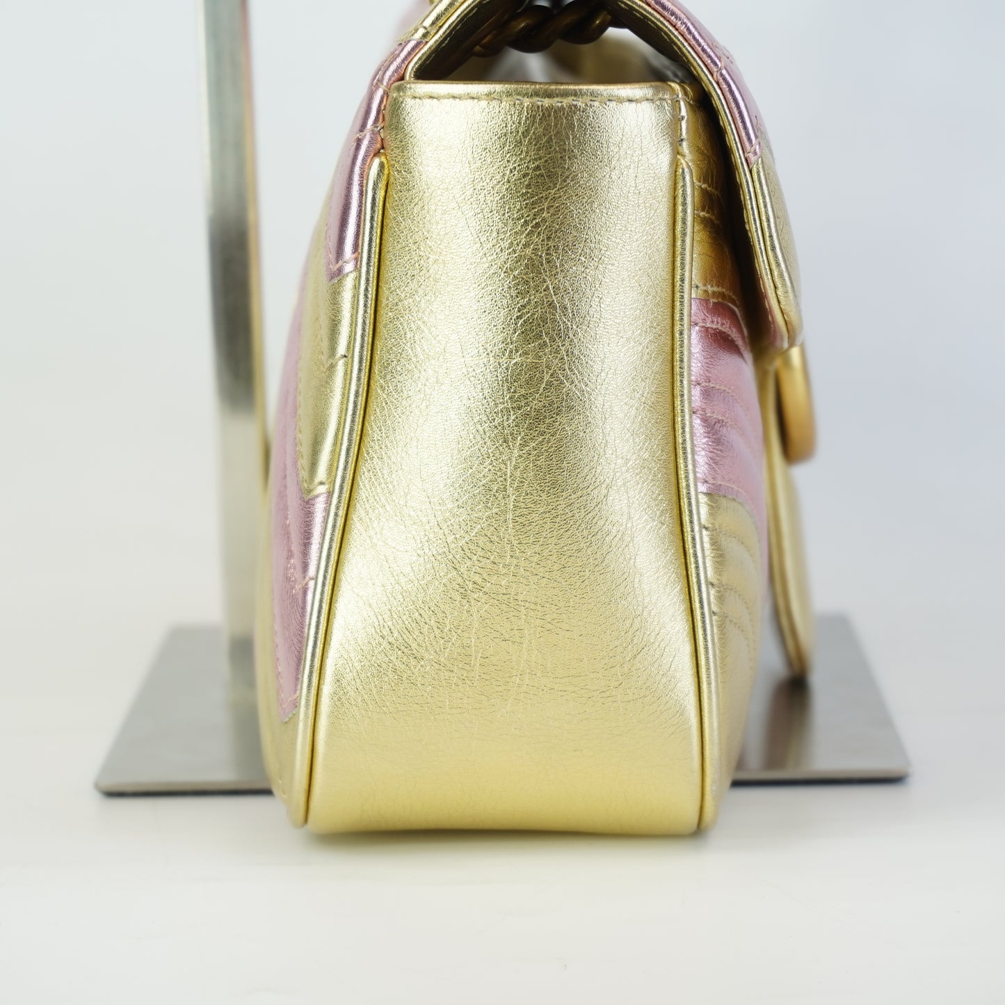 Gucci GG Marmont Matelasse Shoulder Bag GHW Medium