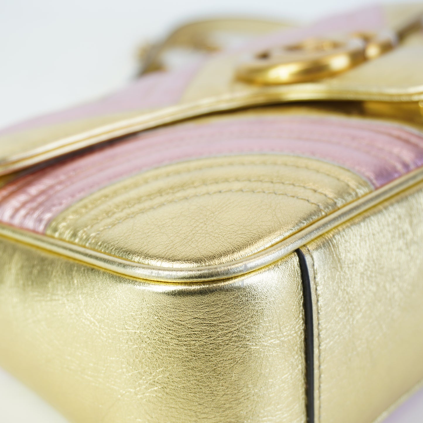 Gucci GG Marmont Matelasse Shoulder Bag GHW Medium