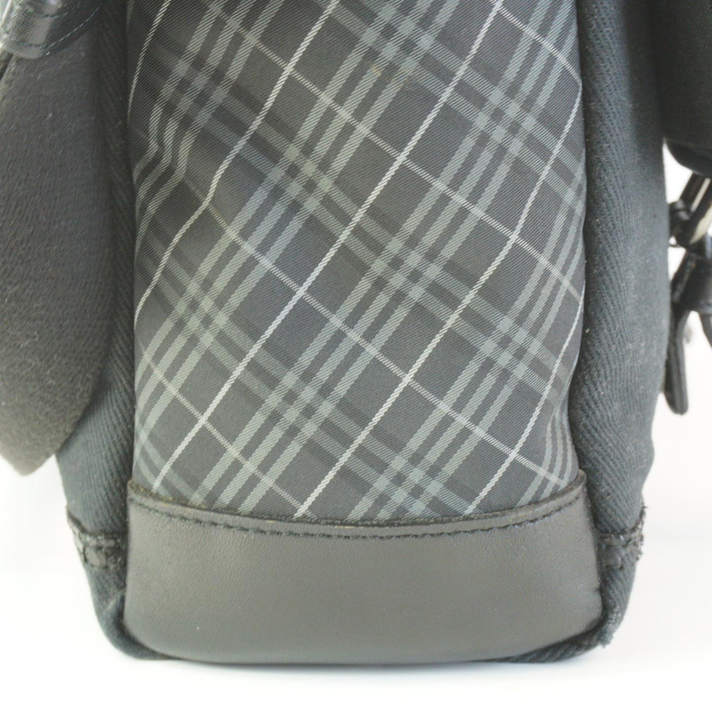 Burberry	Black Label
