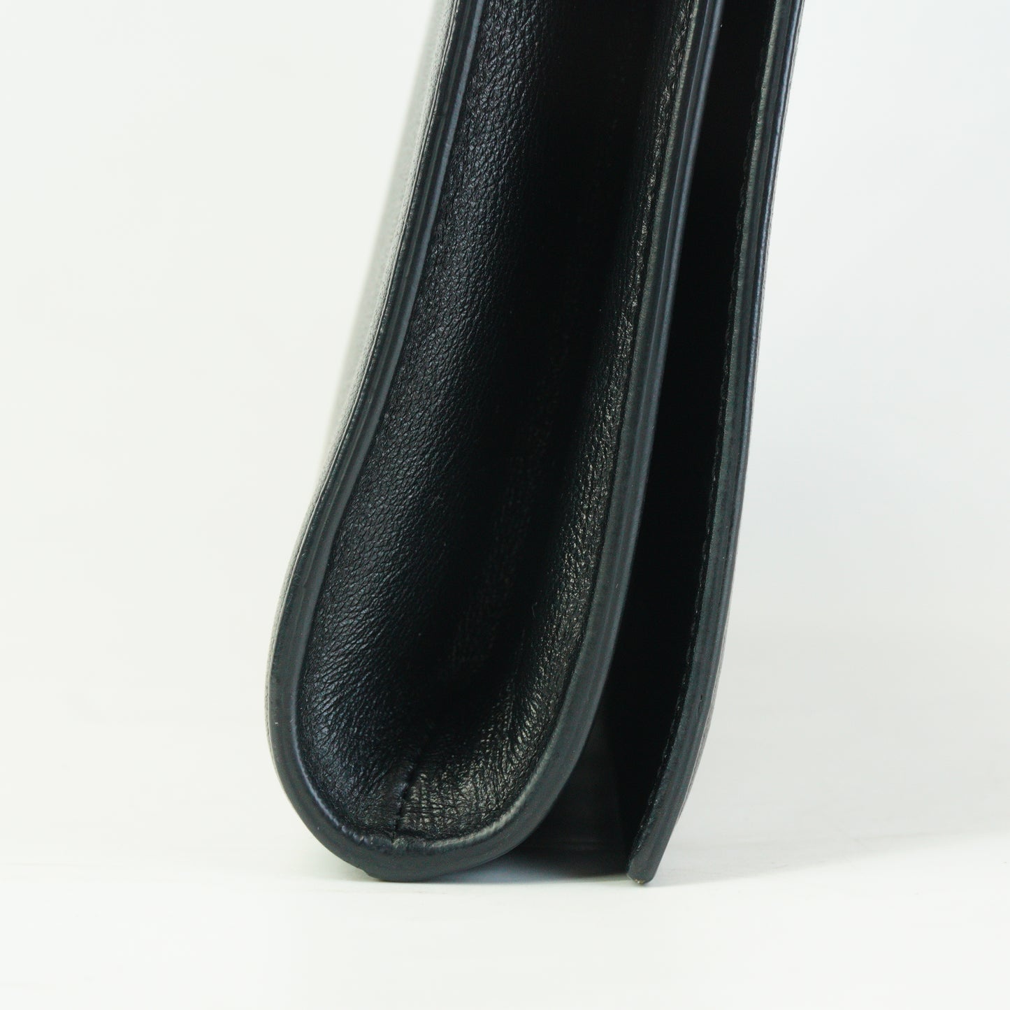 YSL	Belle de jour Black Leather Clutch GHW