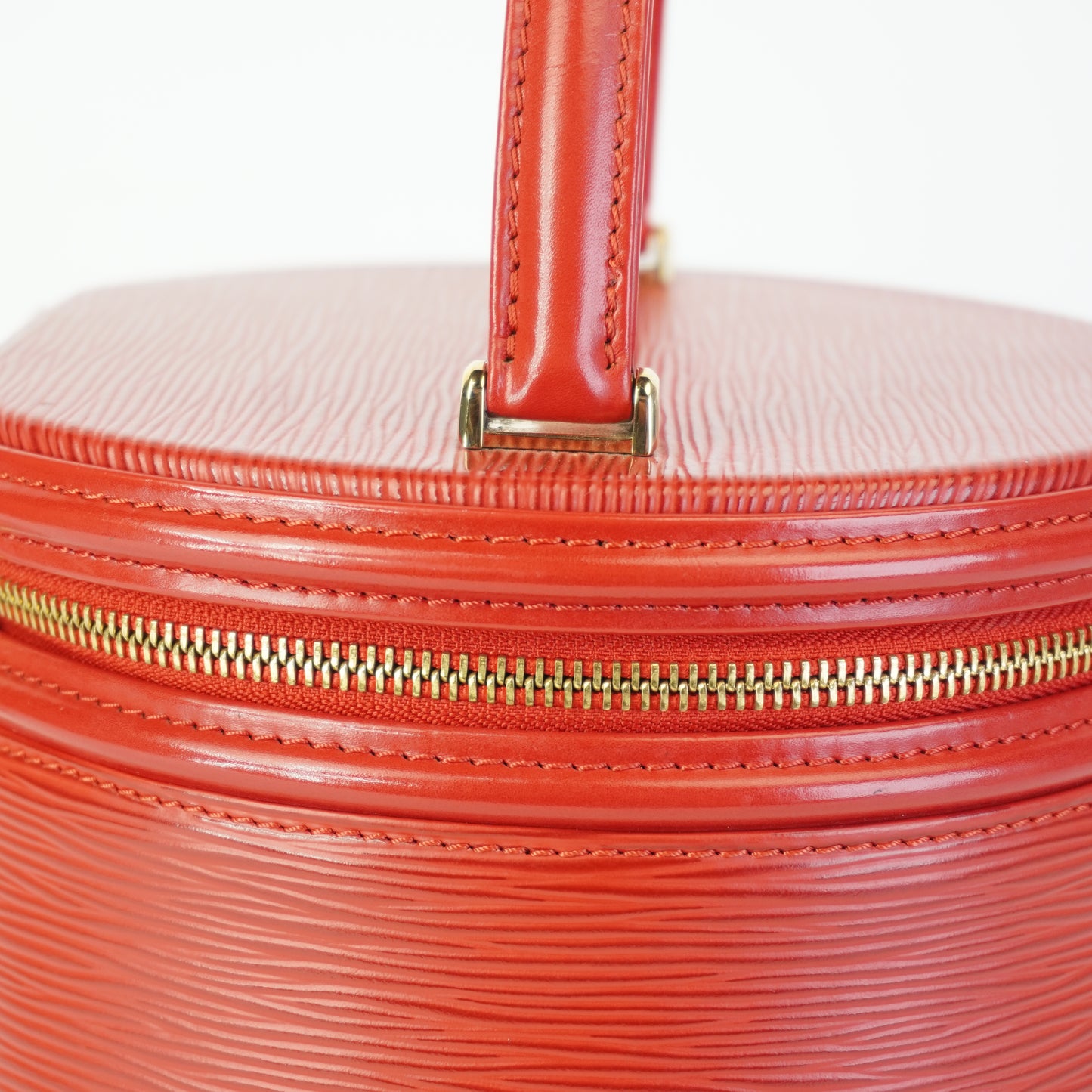 Louis Vuitton	Cannes Vanity Bag Red GHW