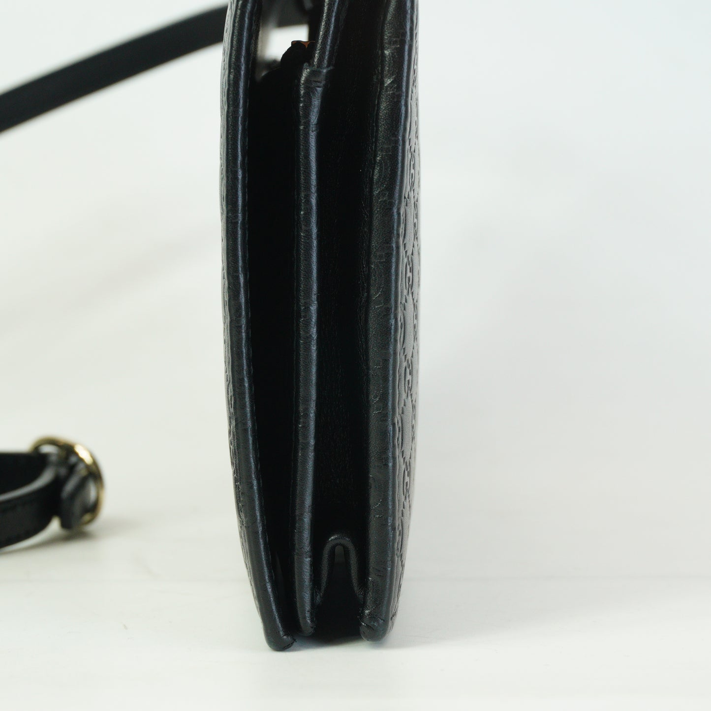 Gucci Microguccissima Leather Crossbody Wallet