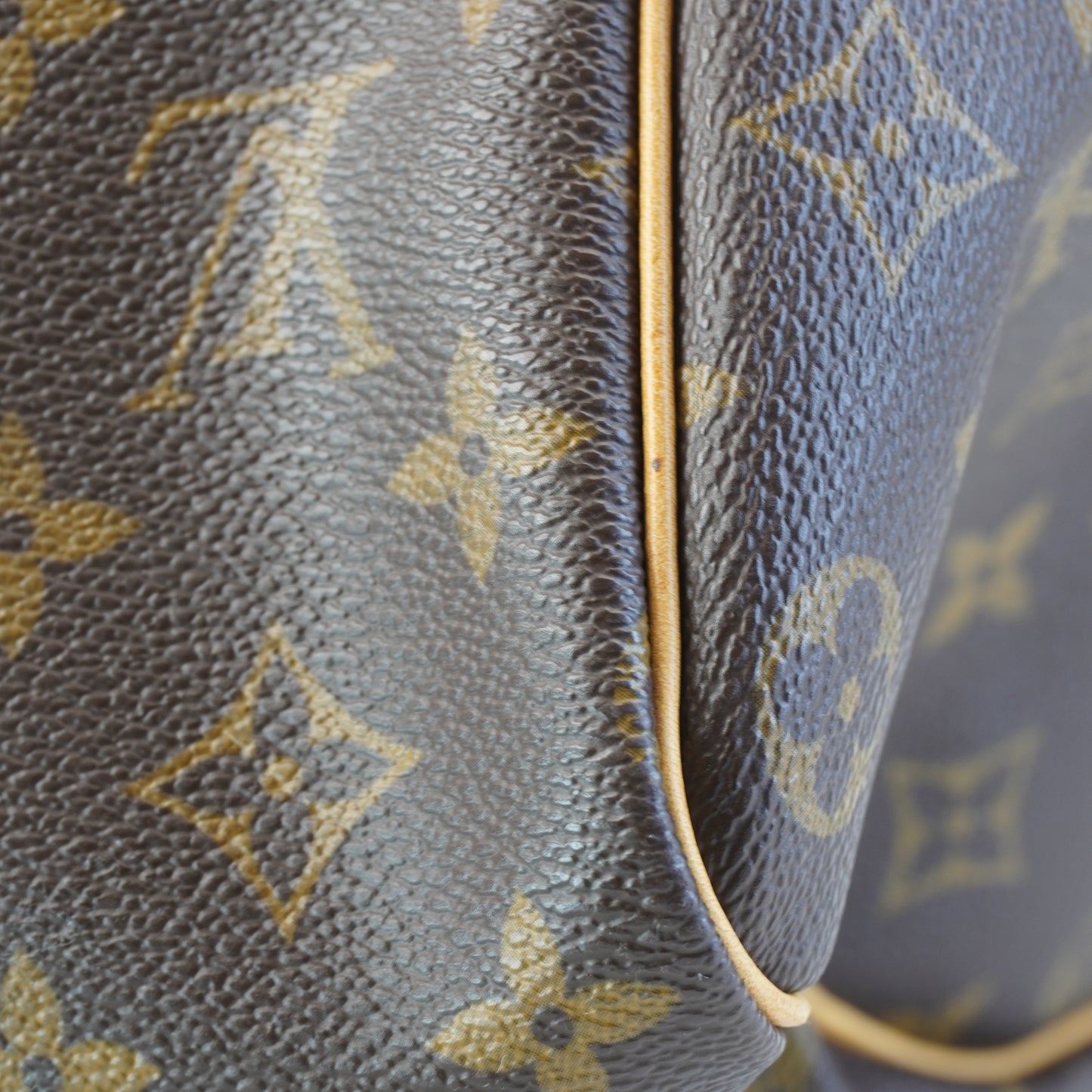 Louis Vuitton	Keepall 45 Mono