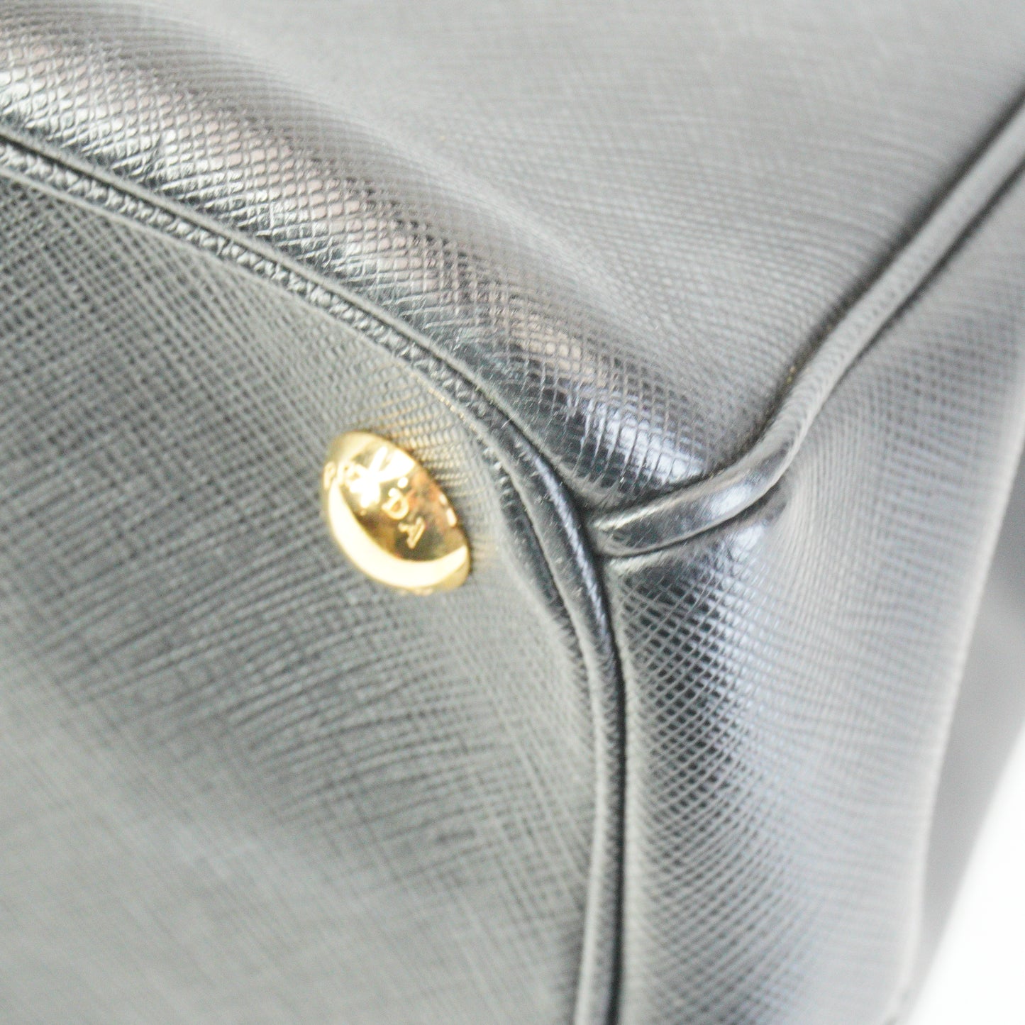 Prada Galleria Medium Saffiano Black GHW