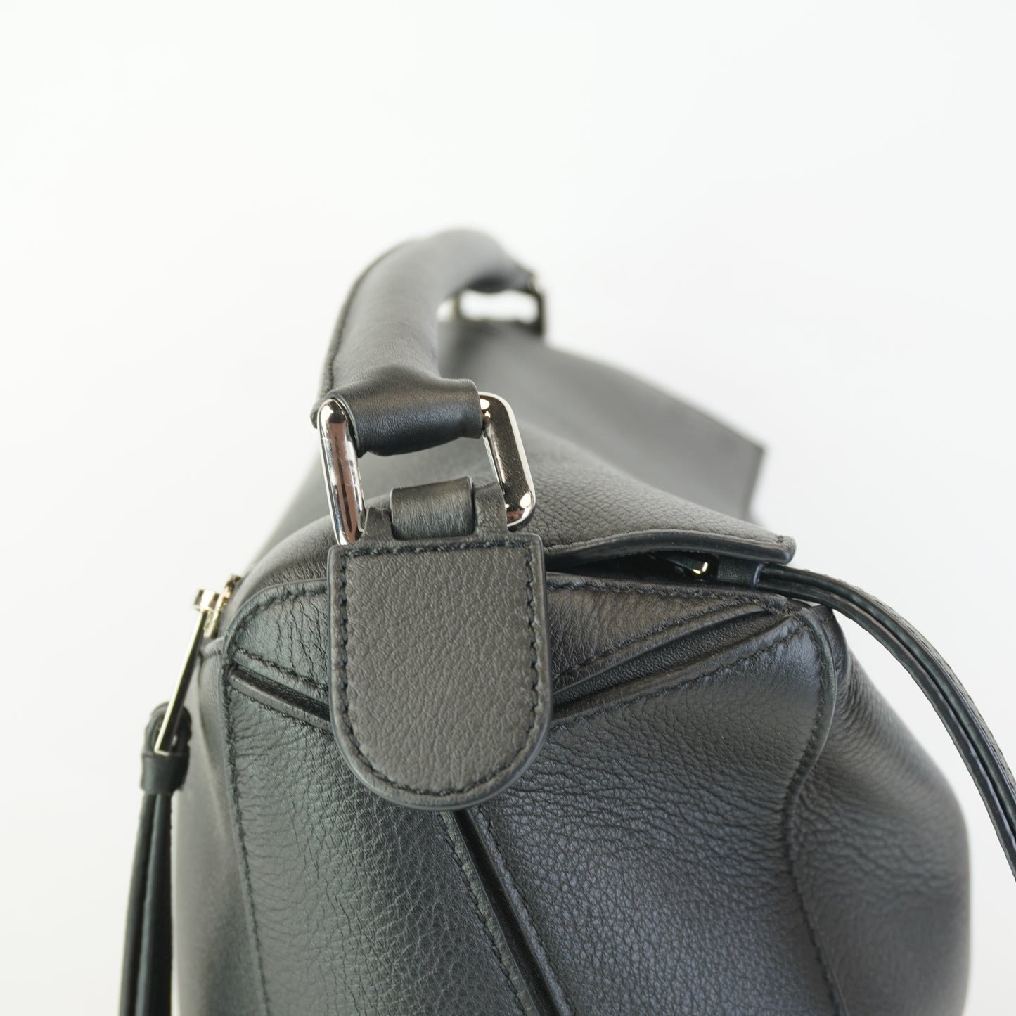 Loewe Puzzle Medium Black SHW