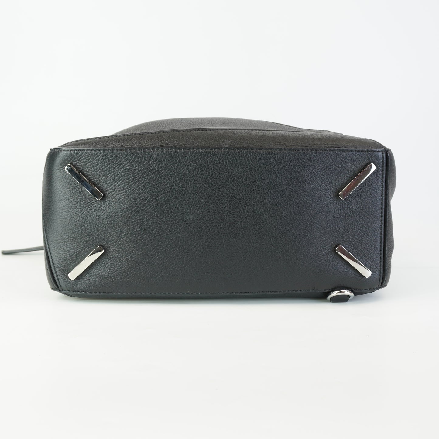 Loewe Puzzle Medium Black SHW