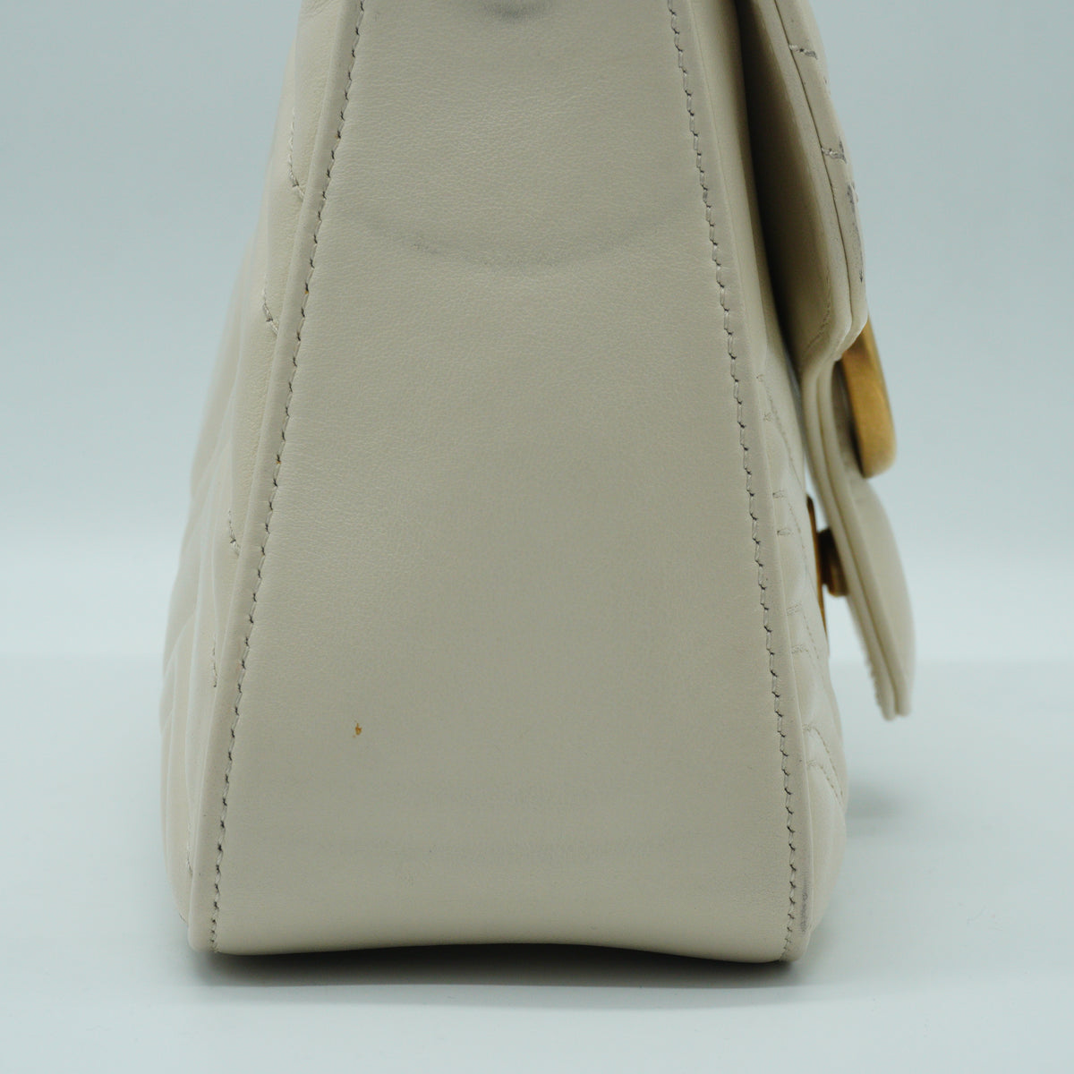 Gucci	GG Marmont Matelasse Top Handle Bag White GHW