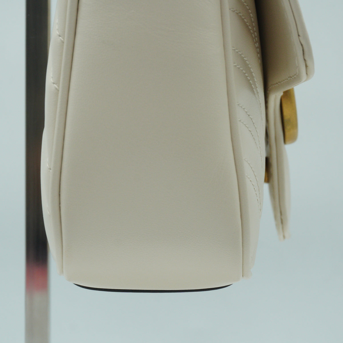 Gucci GG Marmont Matelassé Flap Shoulder Bag White GHW