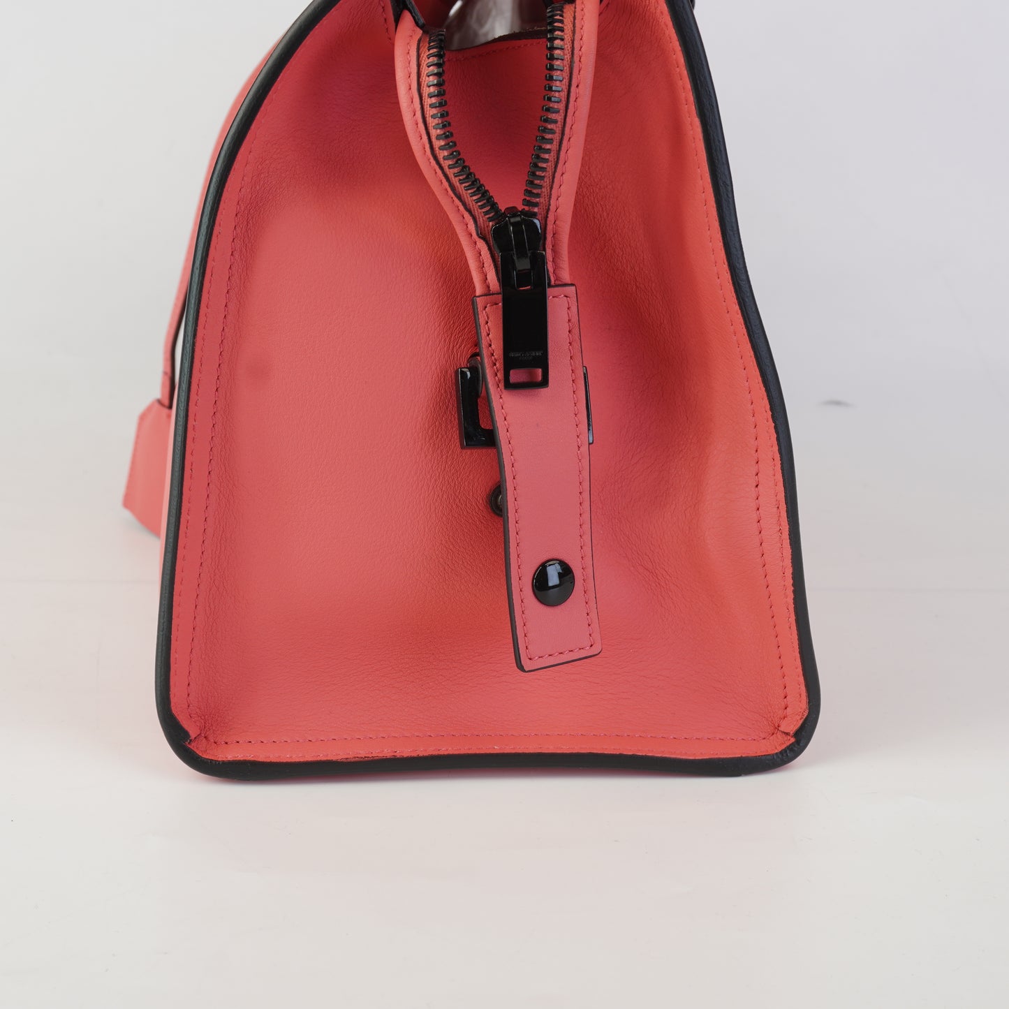 YSL	Baby Cavas Tote Bright Pink