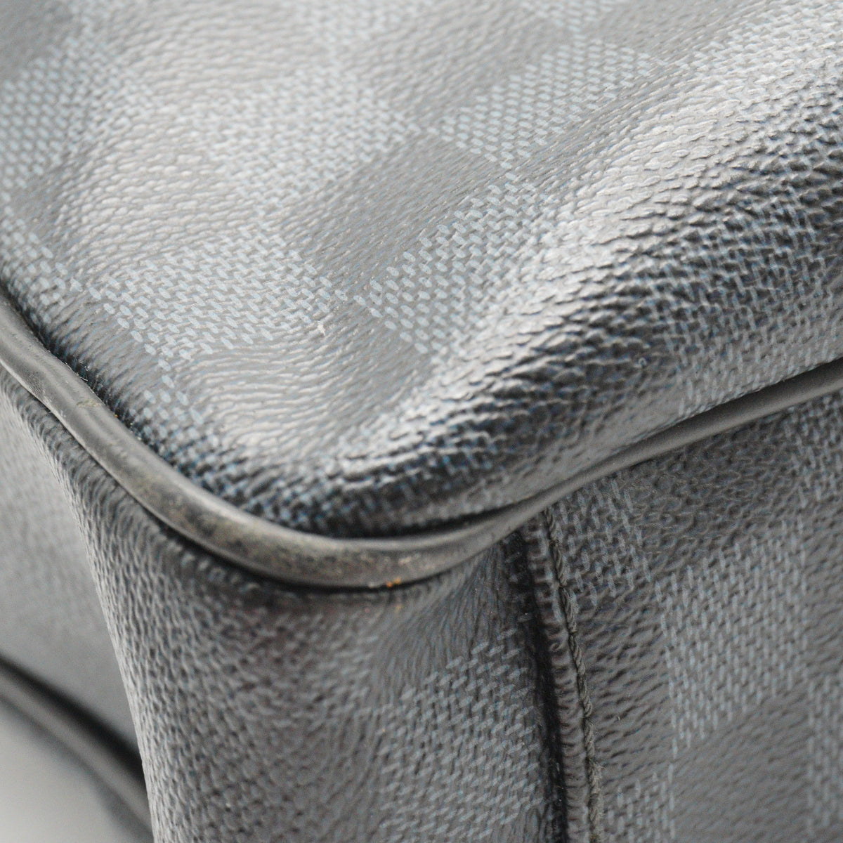 Louis Vuitton	Damier Graphite Porte-Documents Business Large SHW