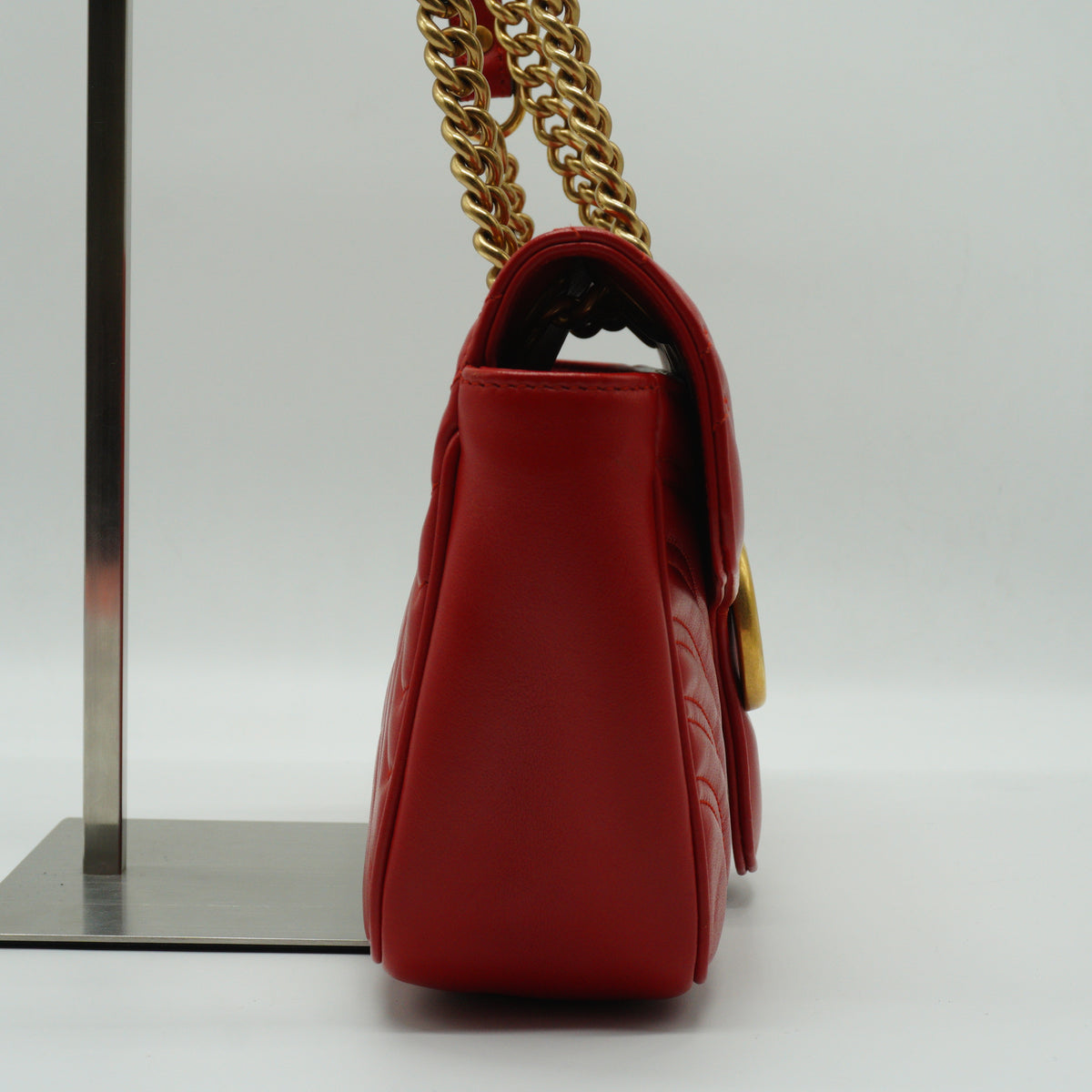 Gucci GG Marmont Shoulder Bag Medium Red GHW