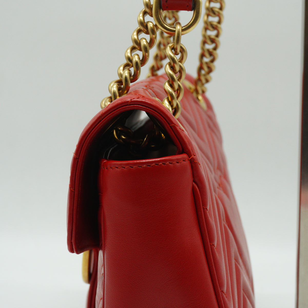 Gucci GG Marmont Shoulder Bag Medium Red GHW