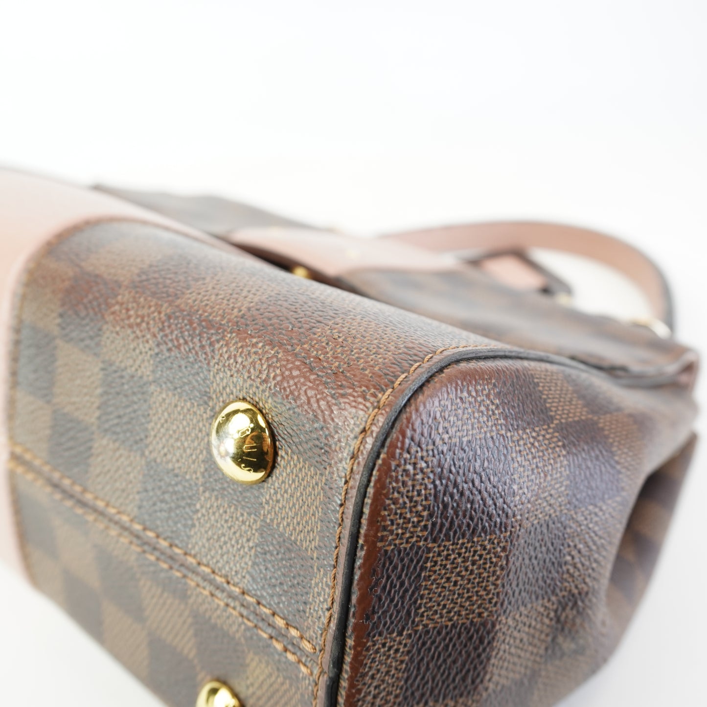 Louis Vuitton	Bond Street Bag