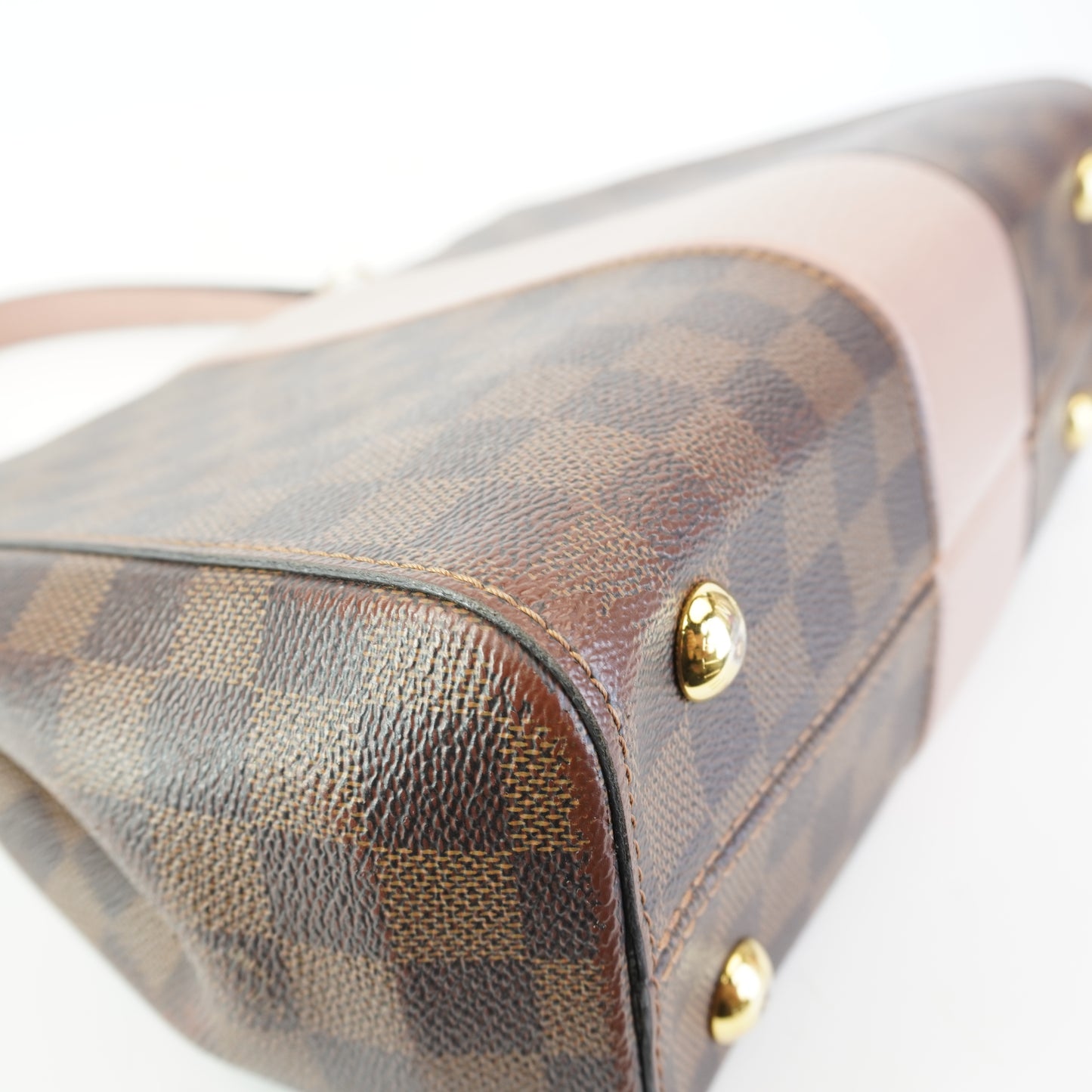 Louis Vuitton	Bond Street Bag