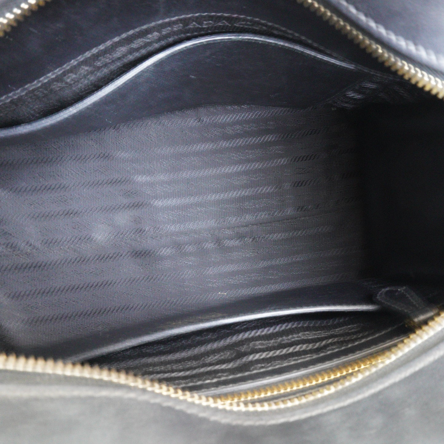Prada saffiano And City Calf Esplanade GHW Medium