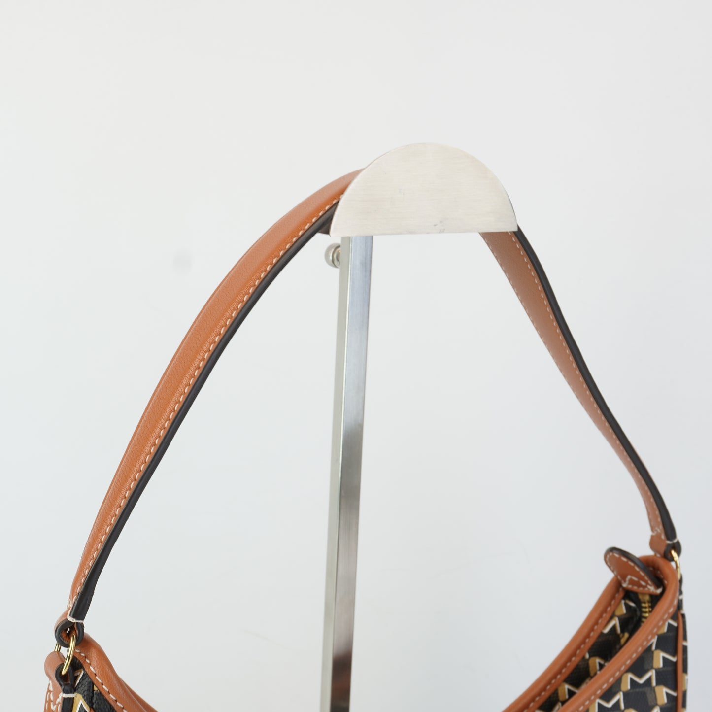Moynat	M Hobo Black and Tan