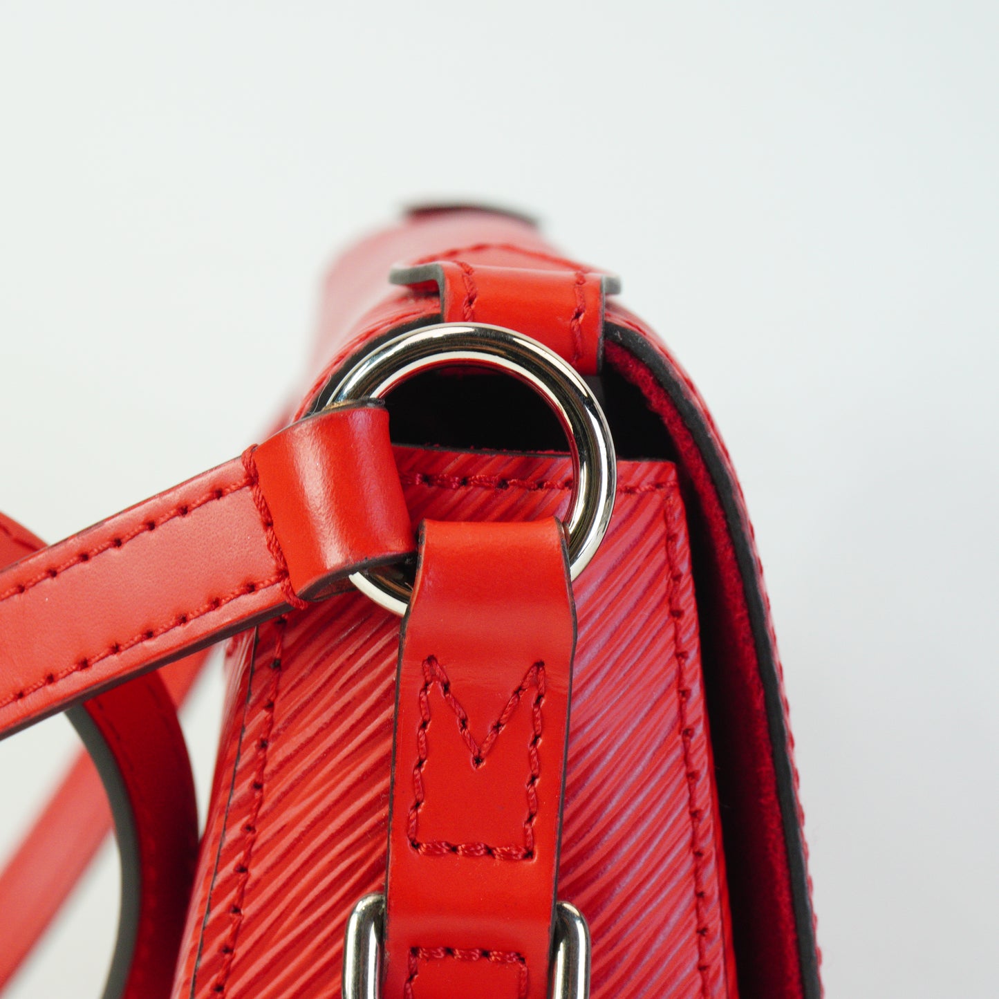 Louis Vuitton	Saint Cloud Epi Red Small SHW