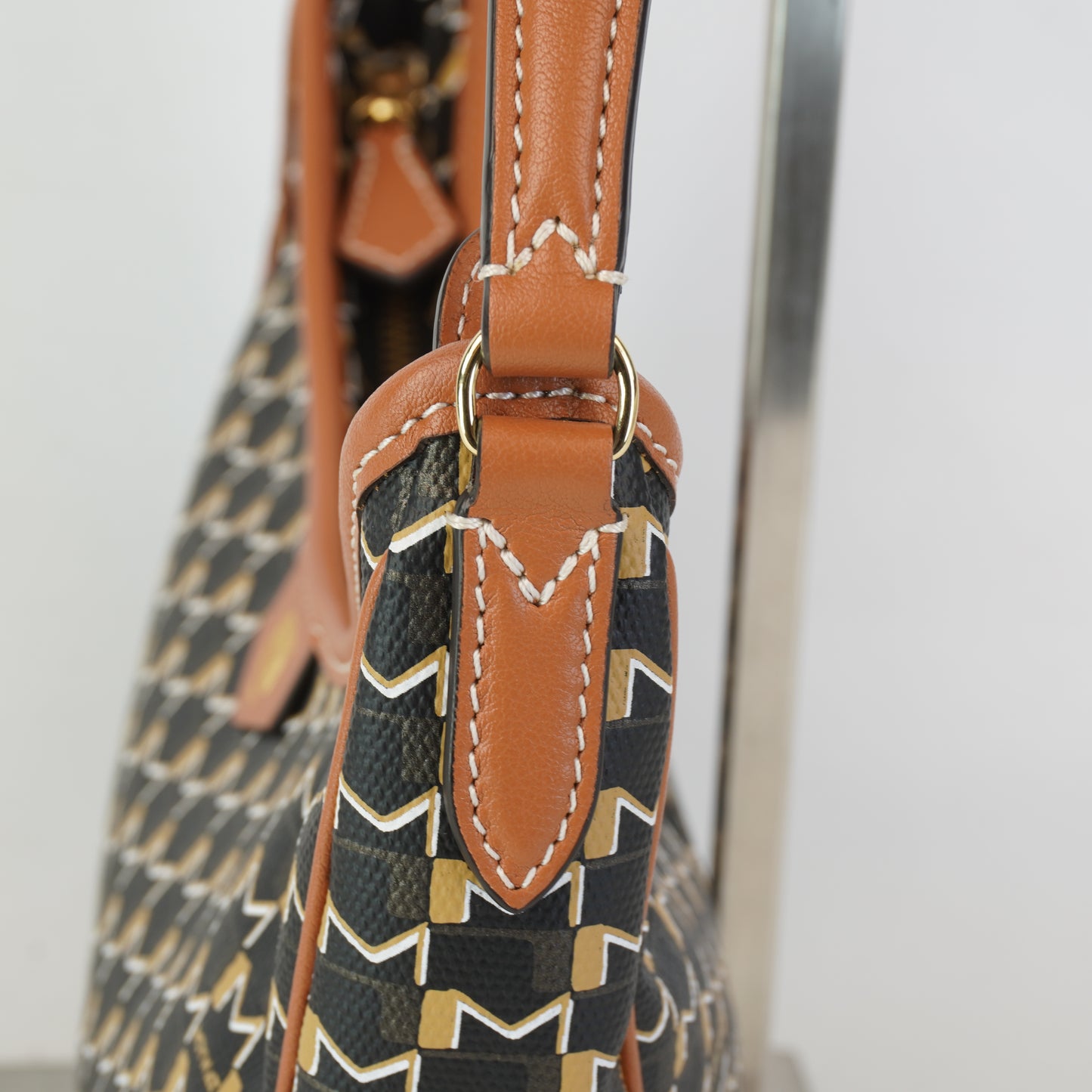 Moynat	M Hobo Black and Tan