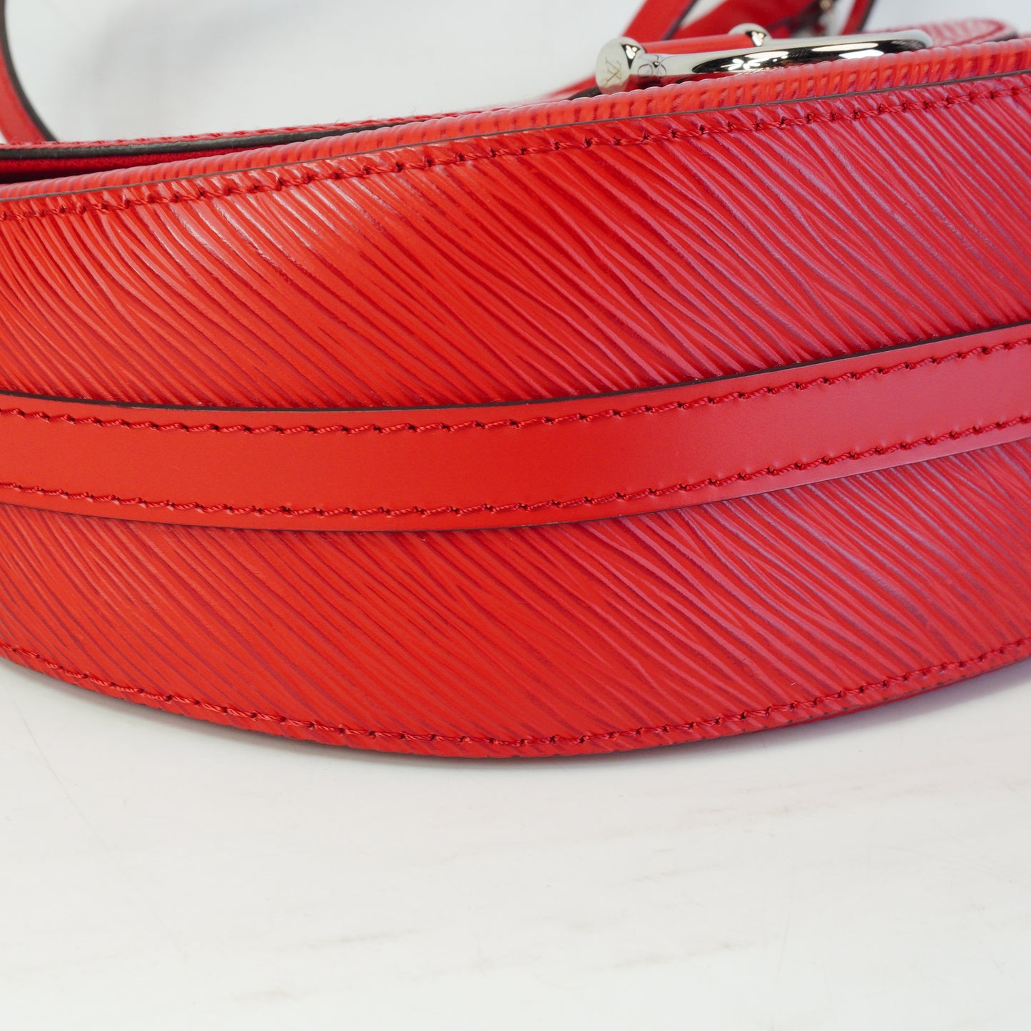 Louis Vuitton	Saint Cloud Epi Red Small SHW