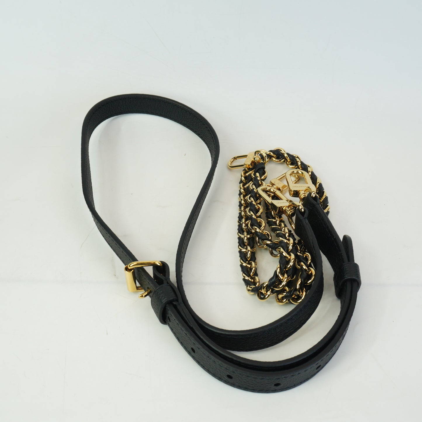 Louis Vuitton	On The Go East West Empriente Black Small GHW