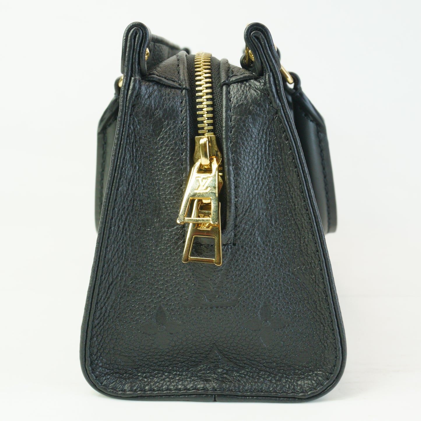Louis Vuitton	On The Go East West Empriente Black Small GHW