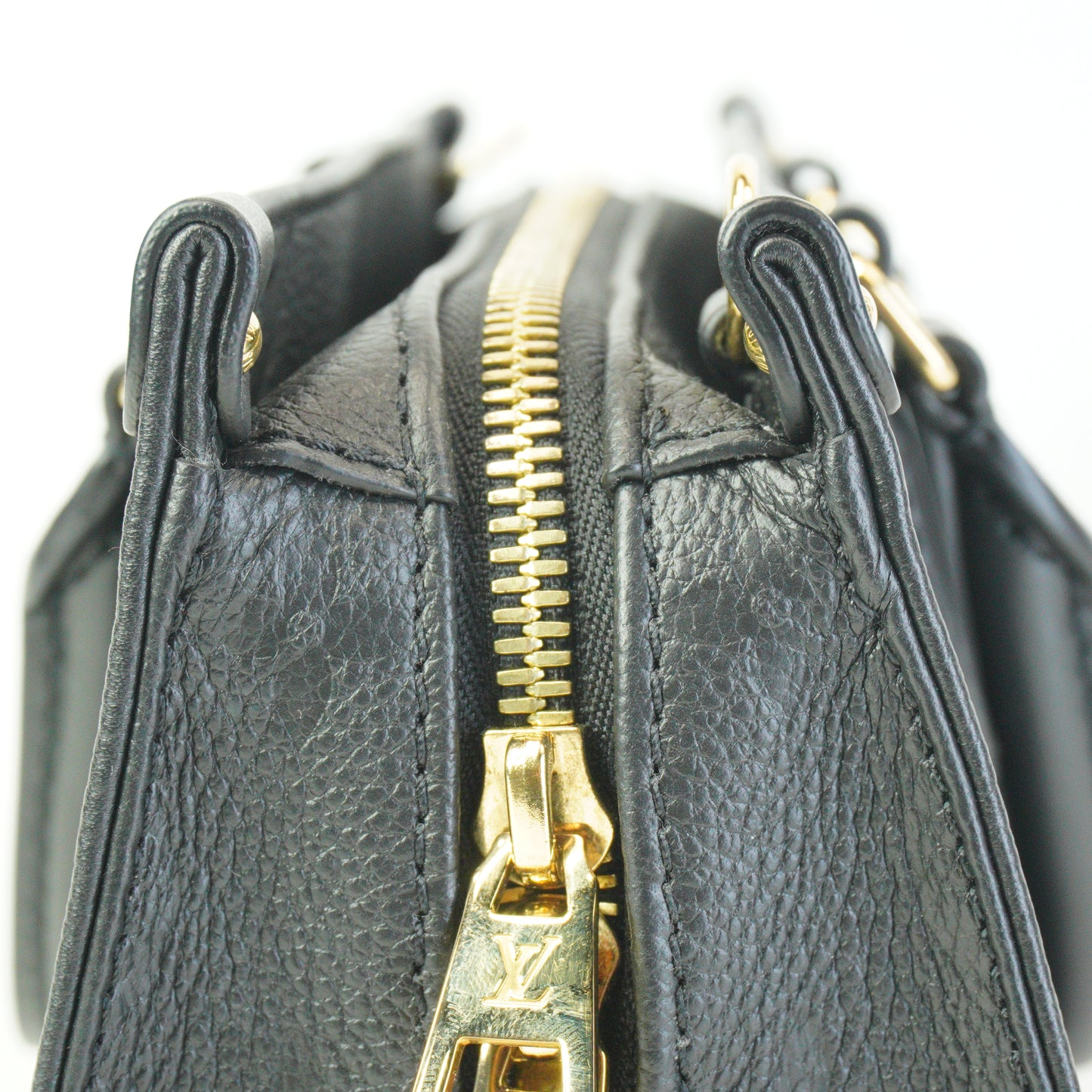 Louis Vuitton	On The Go East West Empriente Black Small GHW