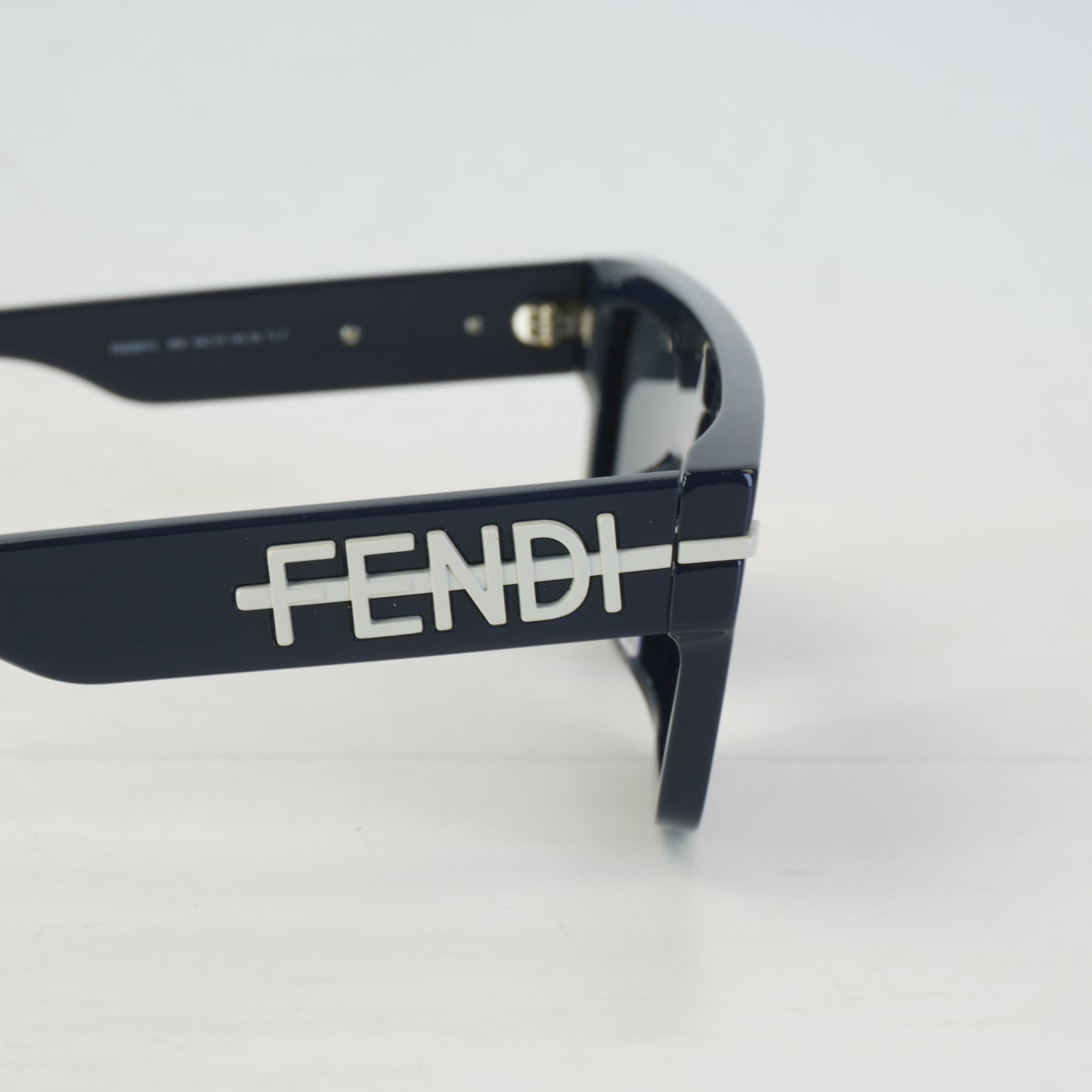Fendi FF0439/S Sunglasses1