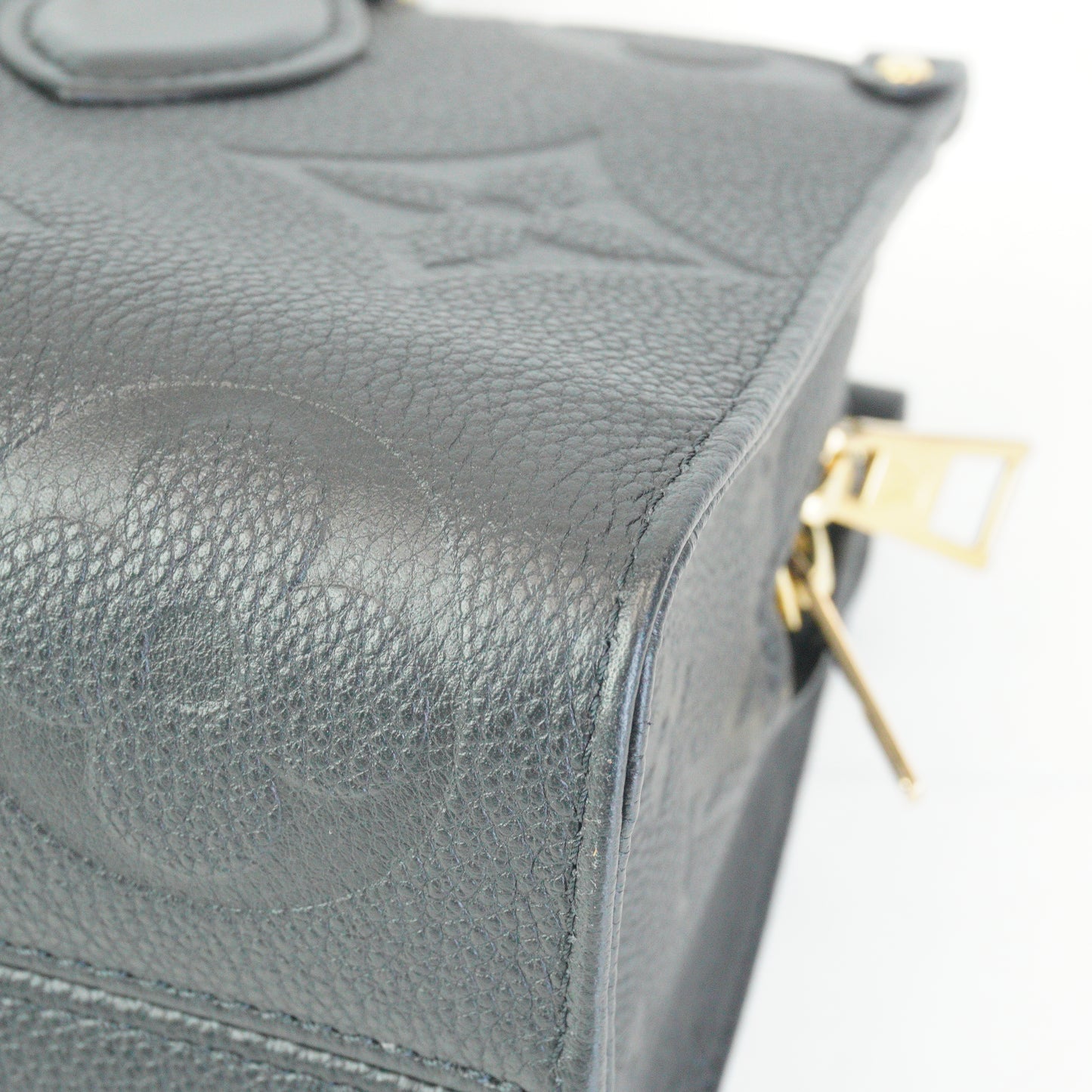 Louis Vuitton	On The Go East West Empriente Black Small GHW