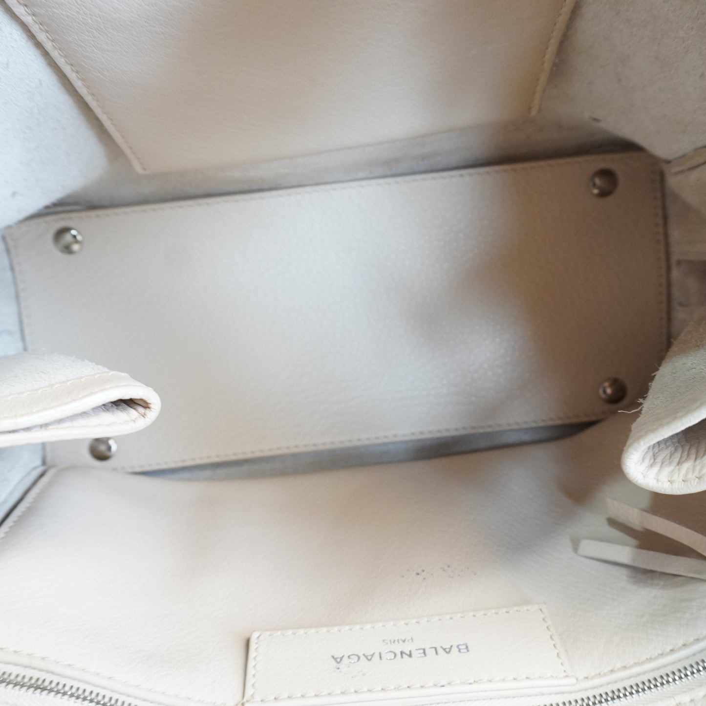 Balenciaga	Papier Tote Beige