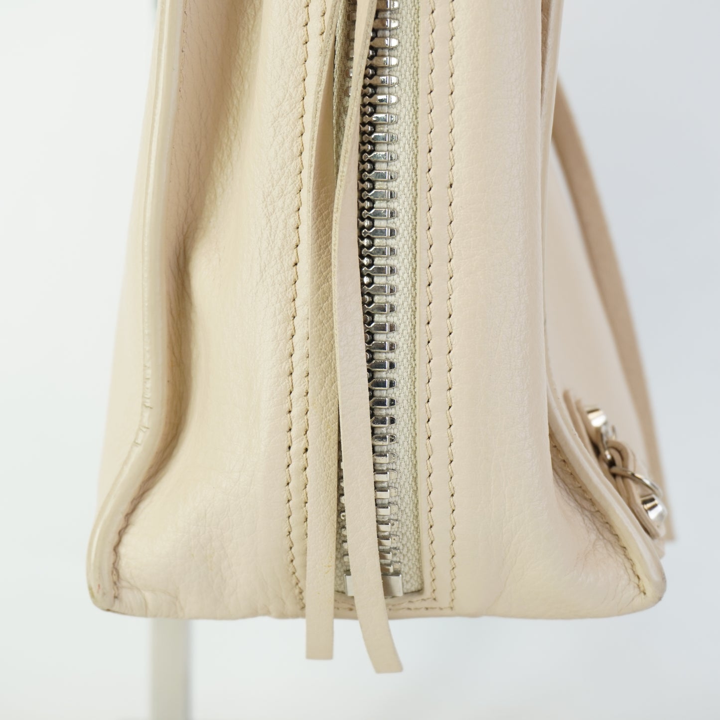 Balenciaga	Papier Tote Beige