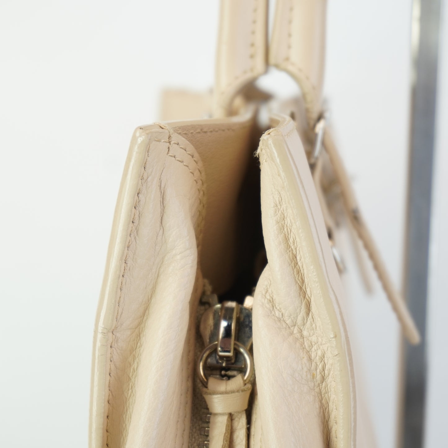 Balenciaga	Papier Tote Beige