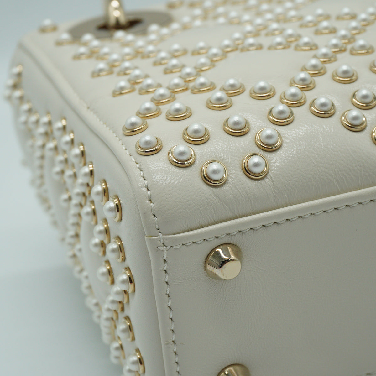 Dior	Lady Dior Bag with Pearl White GHW